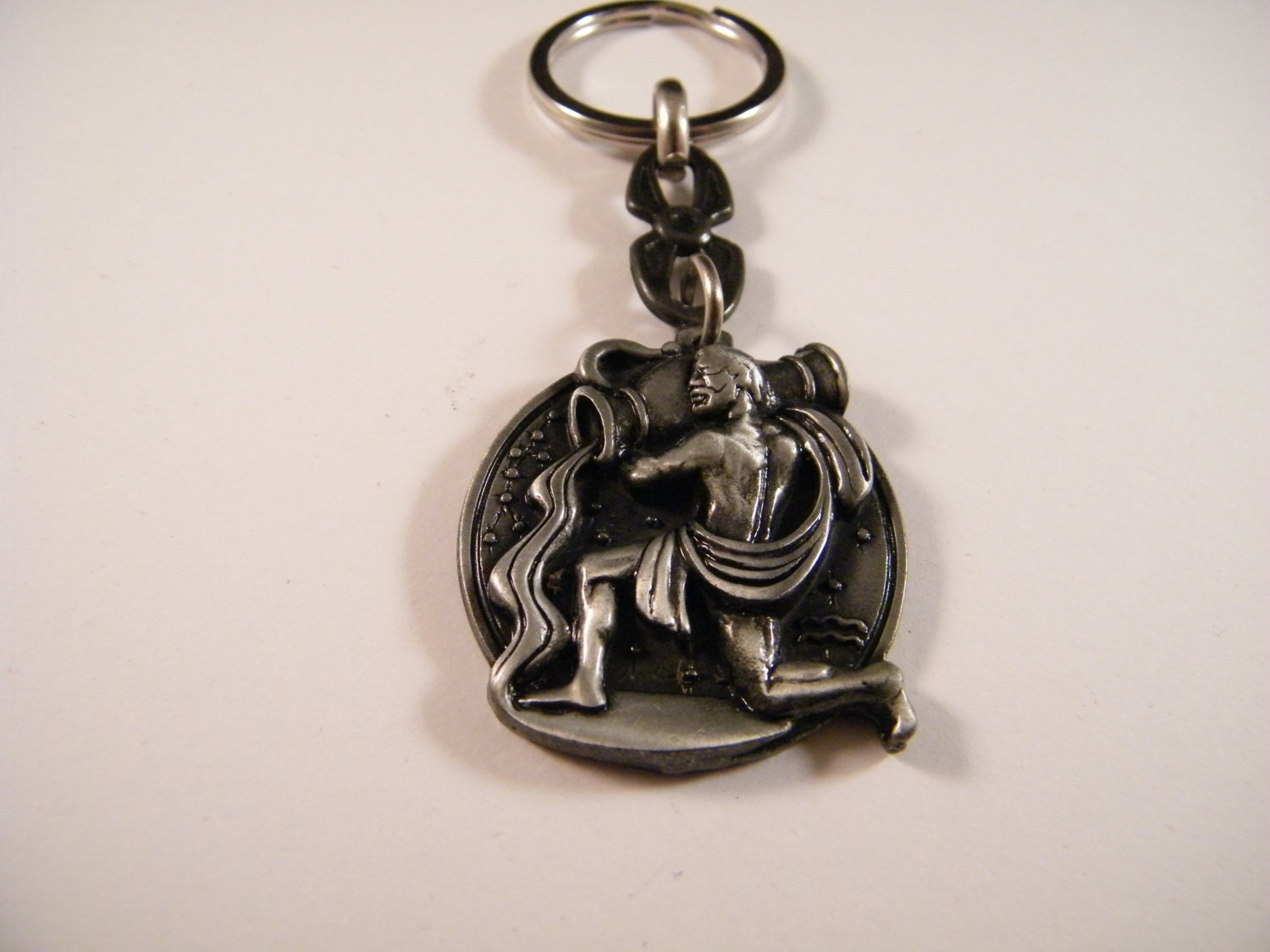 Aquarius zodiac Keyring, Horoscope Keychain, Astrology Charm, Birthday Jewelry, Aquarius Pendant, Birthday Gift, Bag Charm, Car Accessory