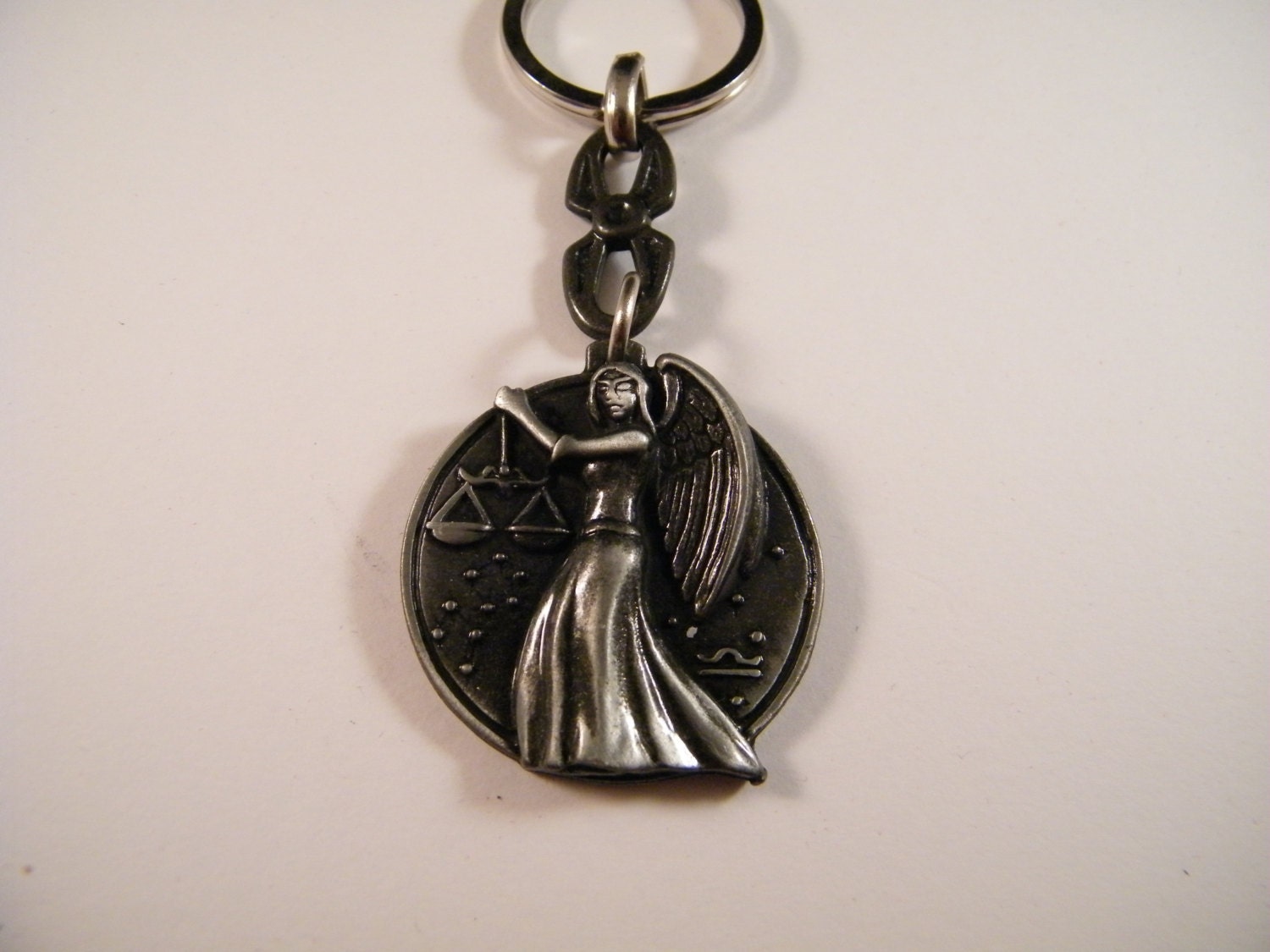 Libra keychain, zodiac keyring, horoscope jewelry, Libra gift idea, star sign pendant, birthday gift, bag charm, custom keyring, accessory