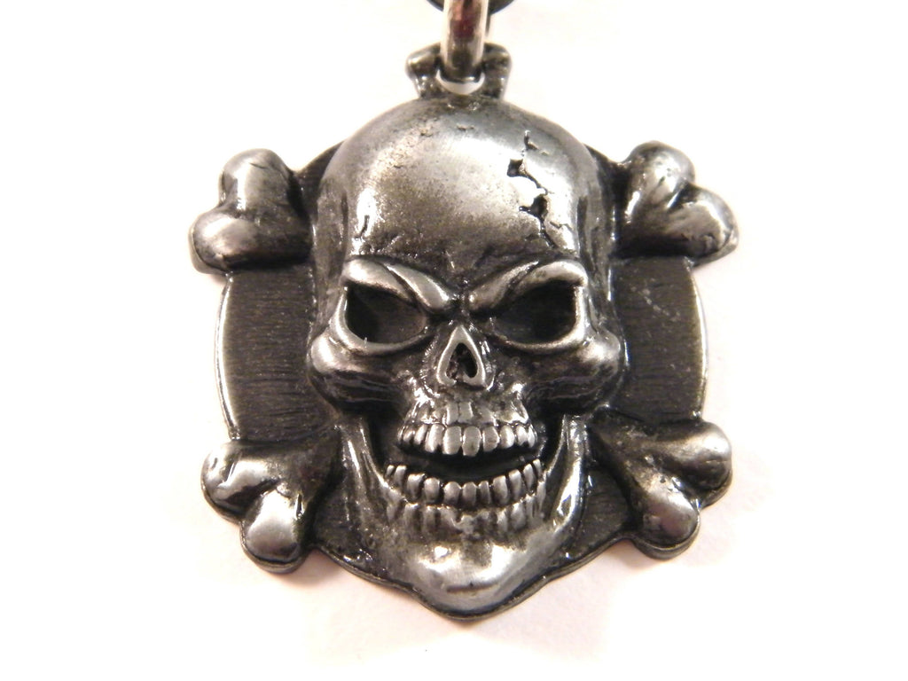 Skull keyring, bones keychain, skull charm, gothic keyring, halloween gift, 2D human skull pendant, rocker fans keyring, men gift