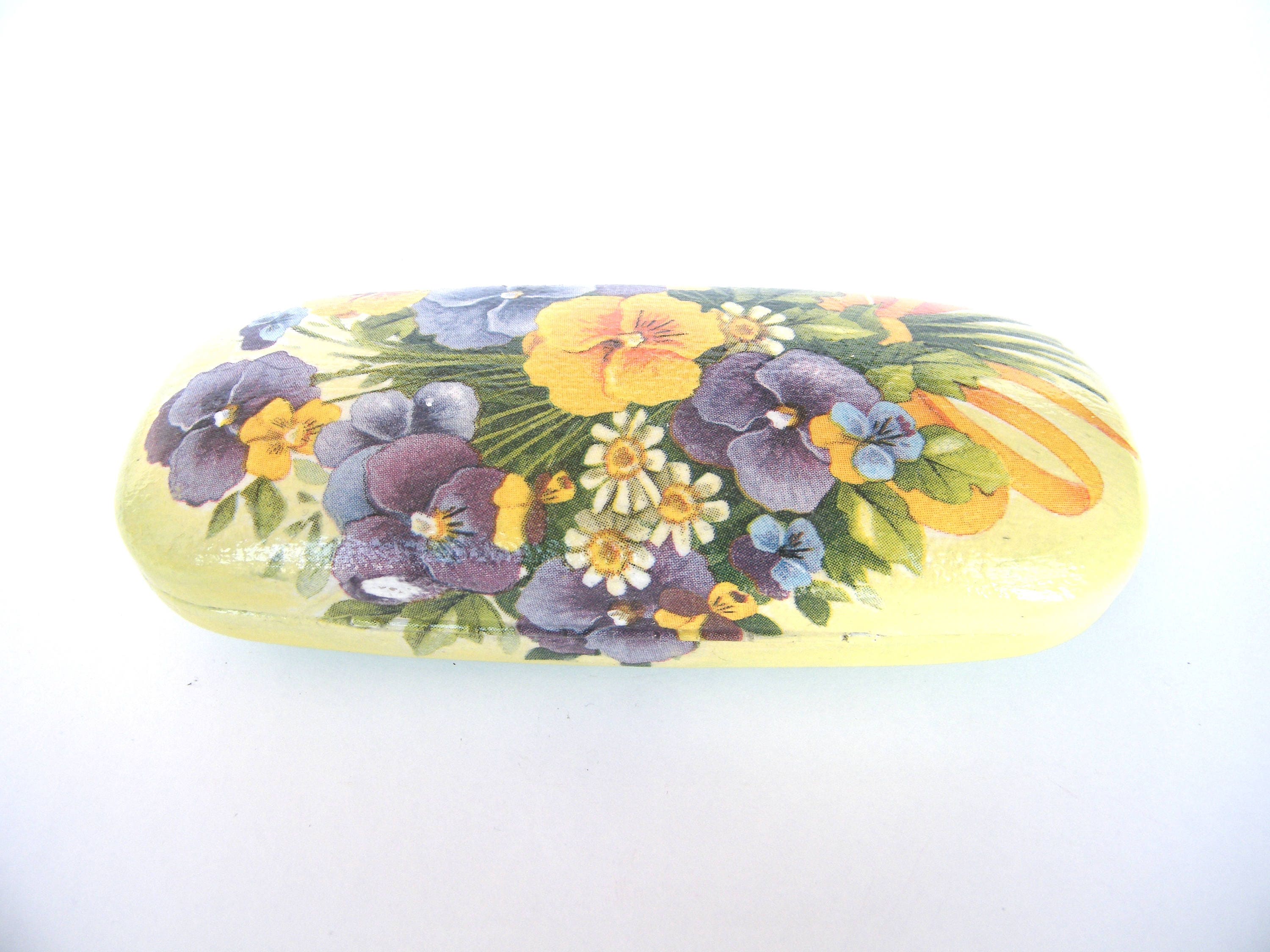 Floral Woman Hard Eyeglasses Case, Pansies Flowers Case, Violas Glasses Case, Reading glasses Holder, Gift for Her, Bag and Purse Item