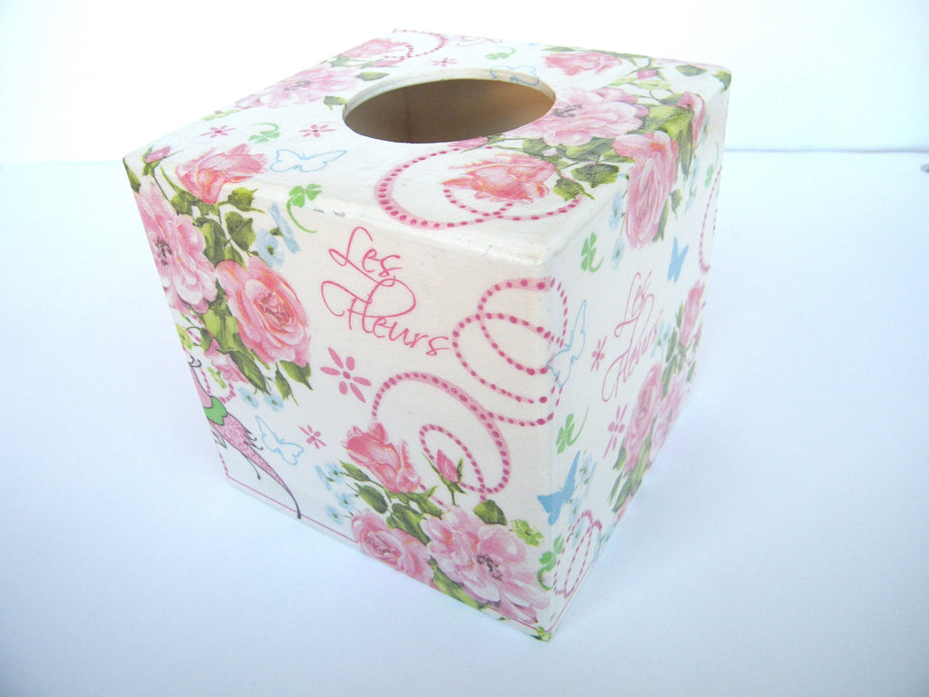Square tissue cover box, Floral tissue holder, Roses napkins box, Tissue dispenser, Kithchen napkins holder, Shabby Shic Housewarming gift