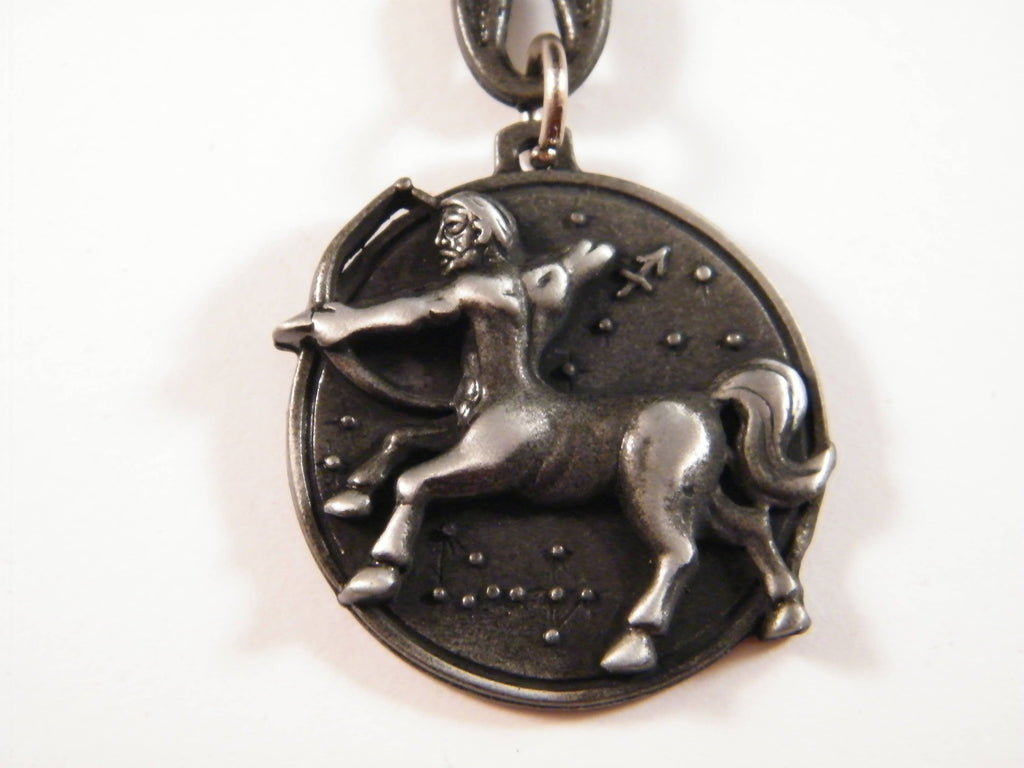Sagittarius zodiac keychain, zodiac keyring, astrology charm, horoscope pendant, Sagittarus jewelry, birthday gift, bag charm, car accessory