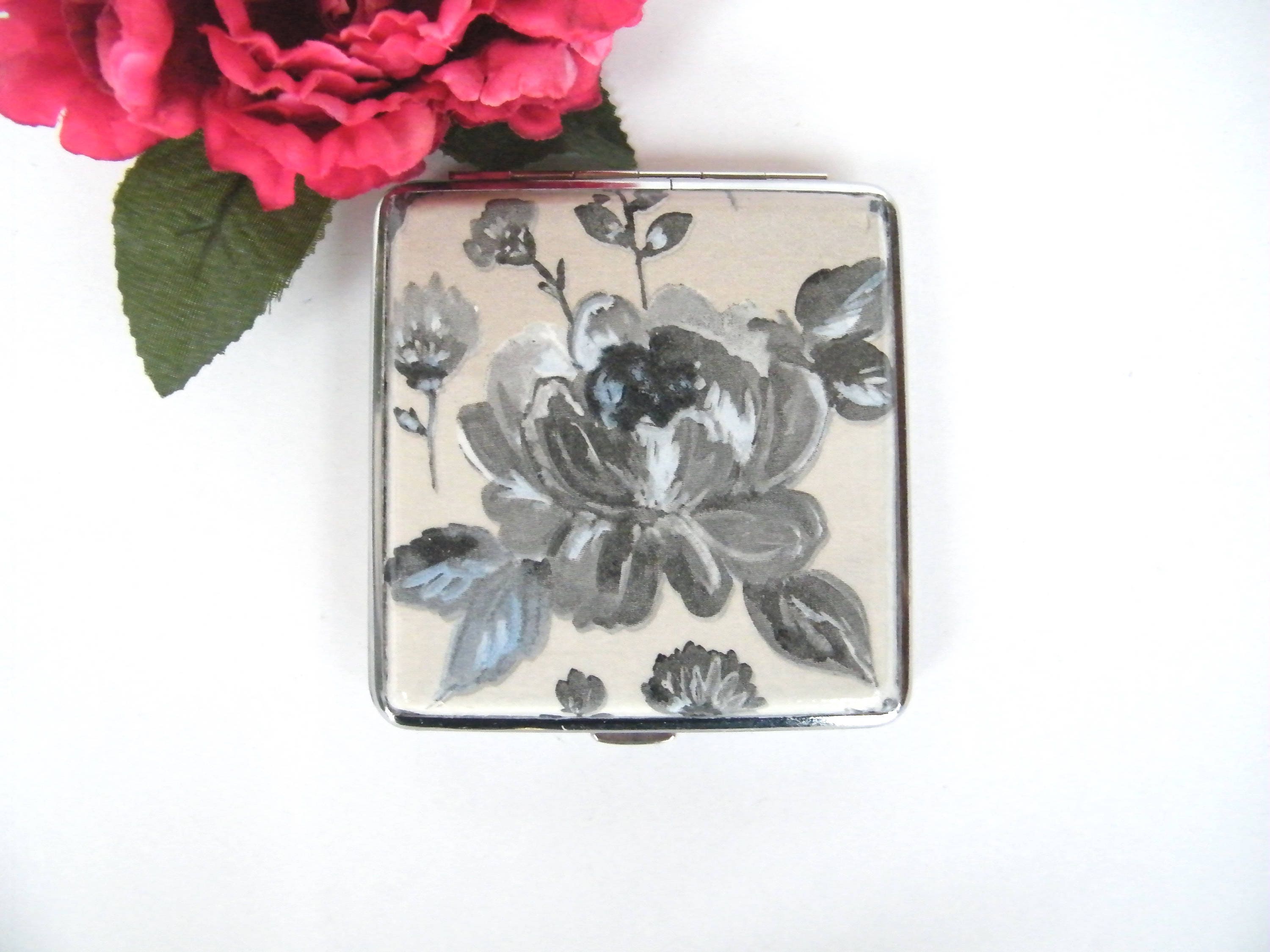 Pitillera Floral Artesanal para Mujer, Estuche para Cigarrillos King Size, Tarjetero Elegante