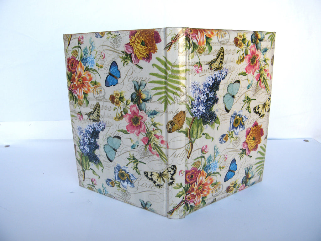 Daily Diary 2026, A5 Hard Cover Planner, Journal, Appointment Book, Agenda Day to a Page, Vintage Flowers, Co-worker Multilingual Calendar