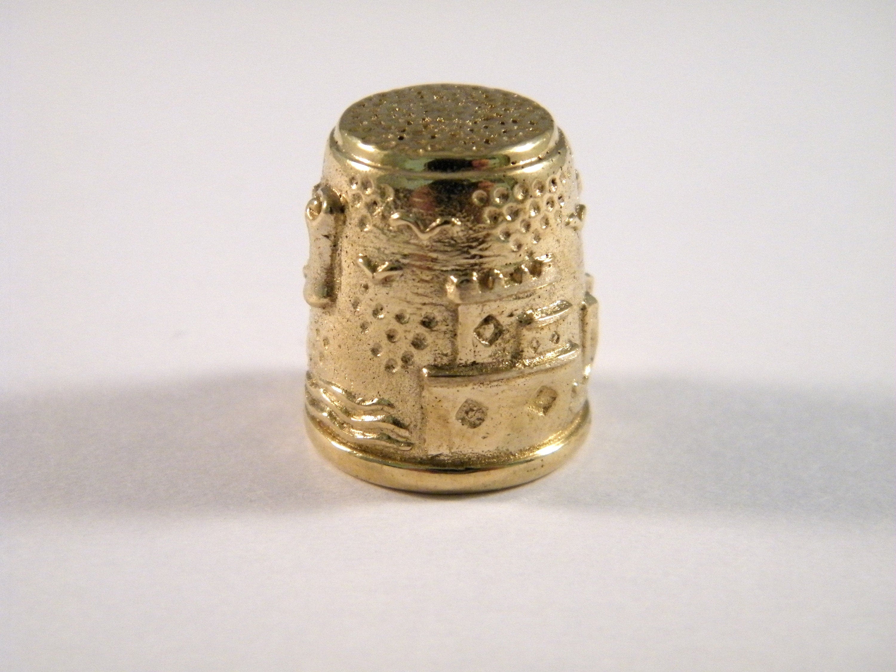 Thimble from Malaga Spain, Bronze Vintage Thimble, Sewer Gift, Collectible Thimble, Sewing Accessory Jewelry, Sewer Collection, Sewing Tool