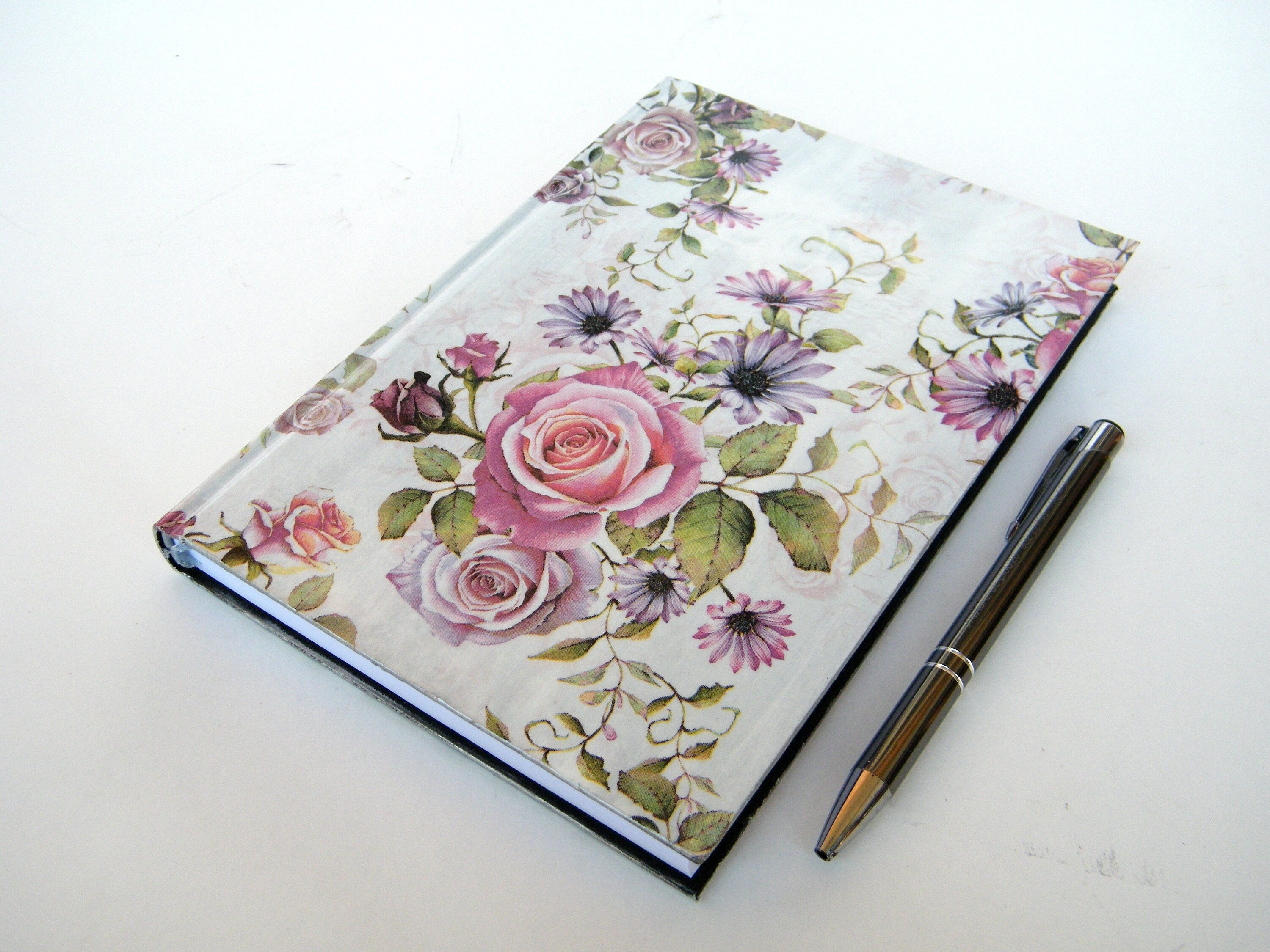 2026 A5 Hardcover Daily Diary: Appointments, Wedding Ideas Planner