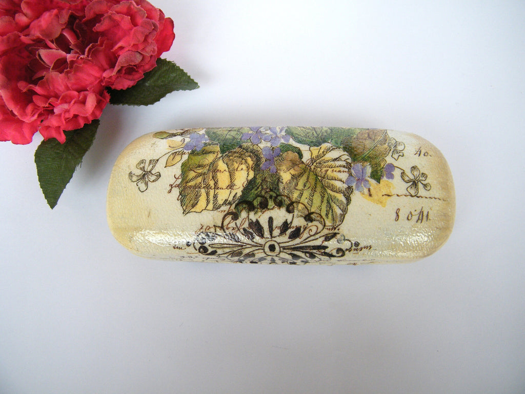 Hard Eyeglasses Case With Butterfly, Violet Flowers Case, Vintage Glasses Case, Gift for Mom, Bag and Purse Box, sunglasses case,