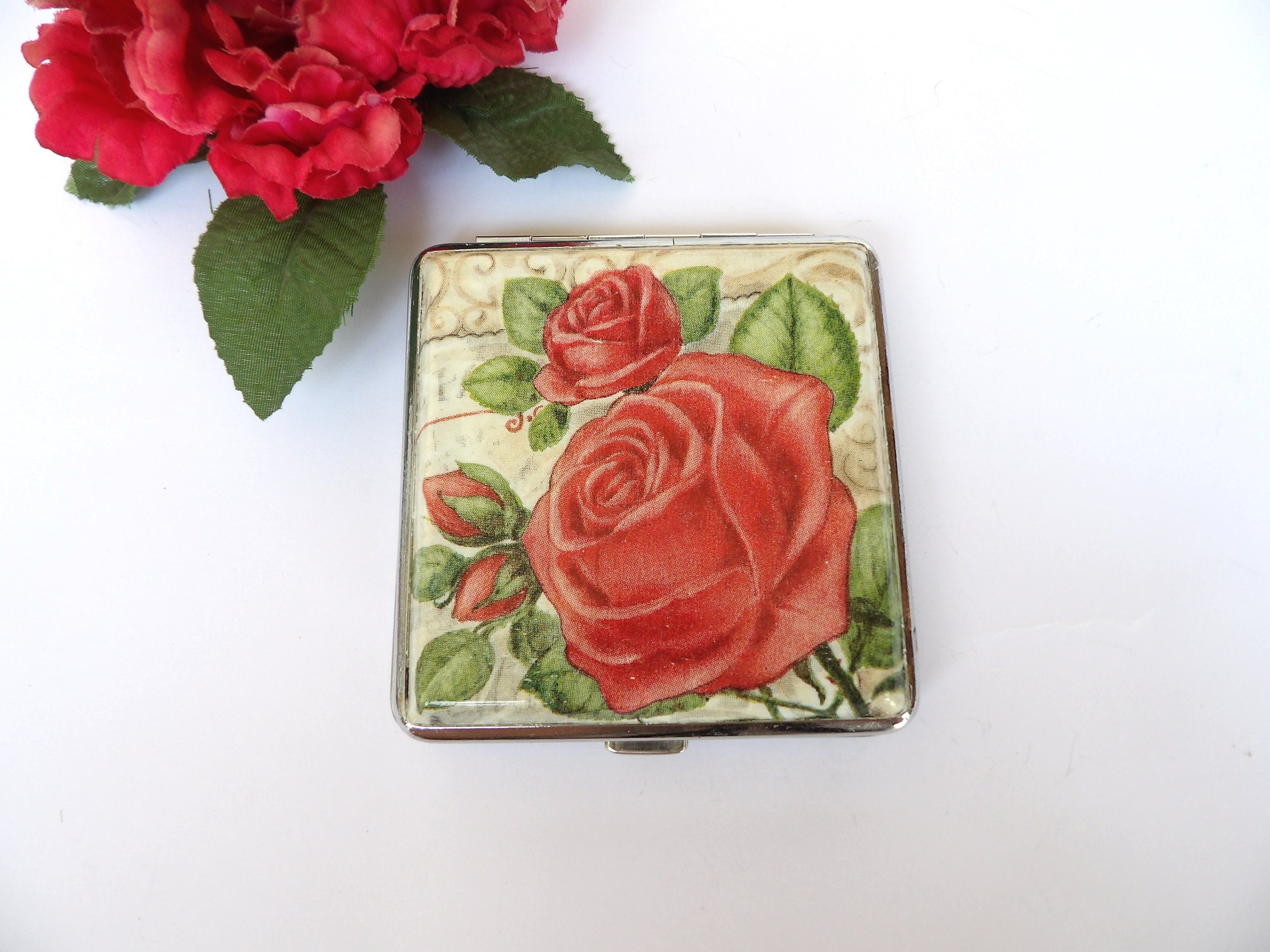 Women Cigarette case, vintage cigarrette box, floral metal case, Paris purse or wallet, Eiffel tower decor, credit card holder, gift for her