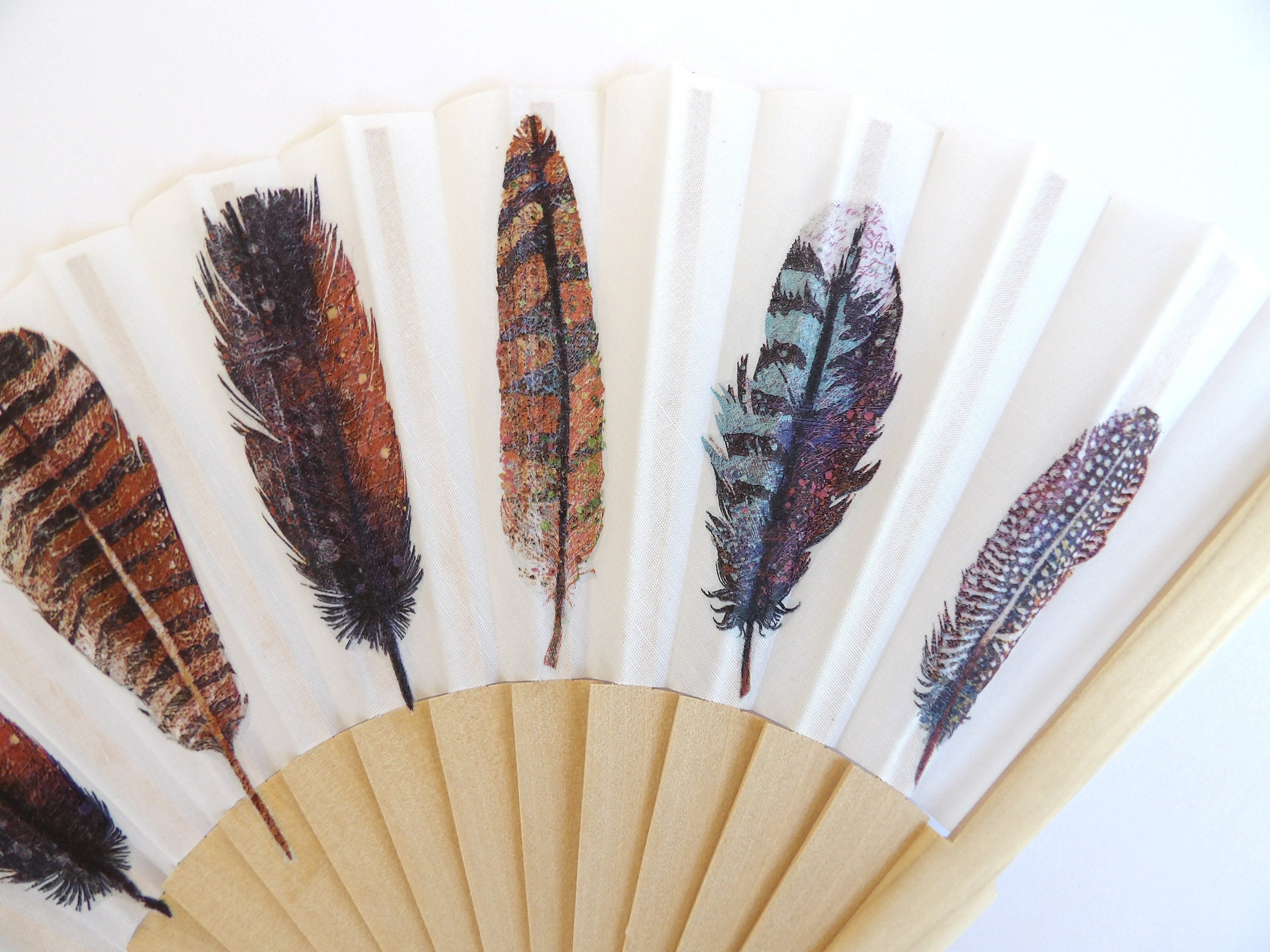 Feathers Hand fan, BIrds Holding Fan, Handheld Fan, Japanese hand fan, Party Summer Accessory, Wedding Favor, Contemporary Fan