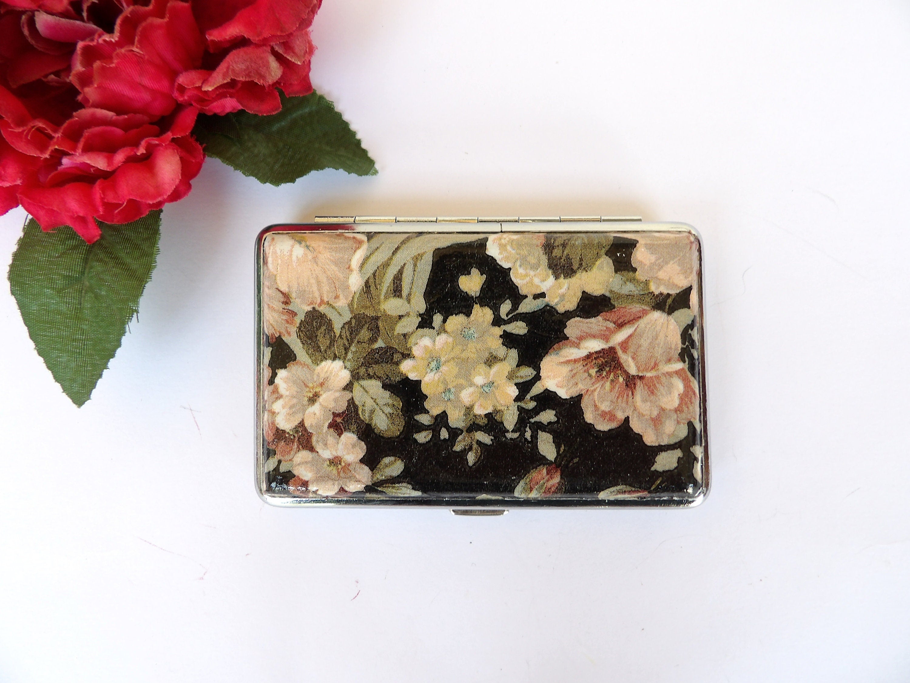 Woman Slim 100's Cigarrette Case, Floral Box, Business Card Case, Gift for Smokers, Elegant Gift for Her, OOAK Credit Card Case, Bag Purse