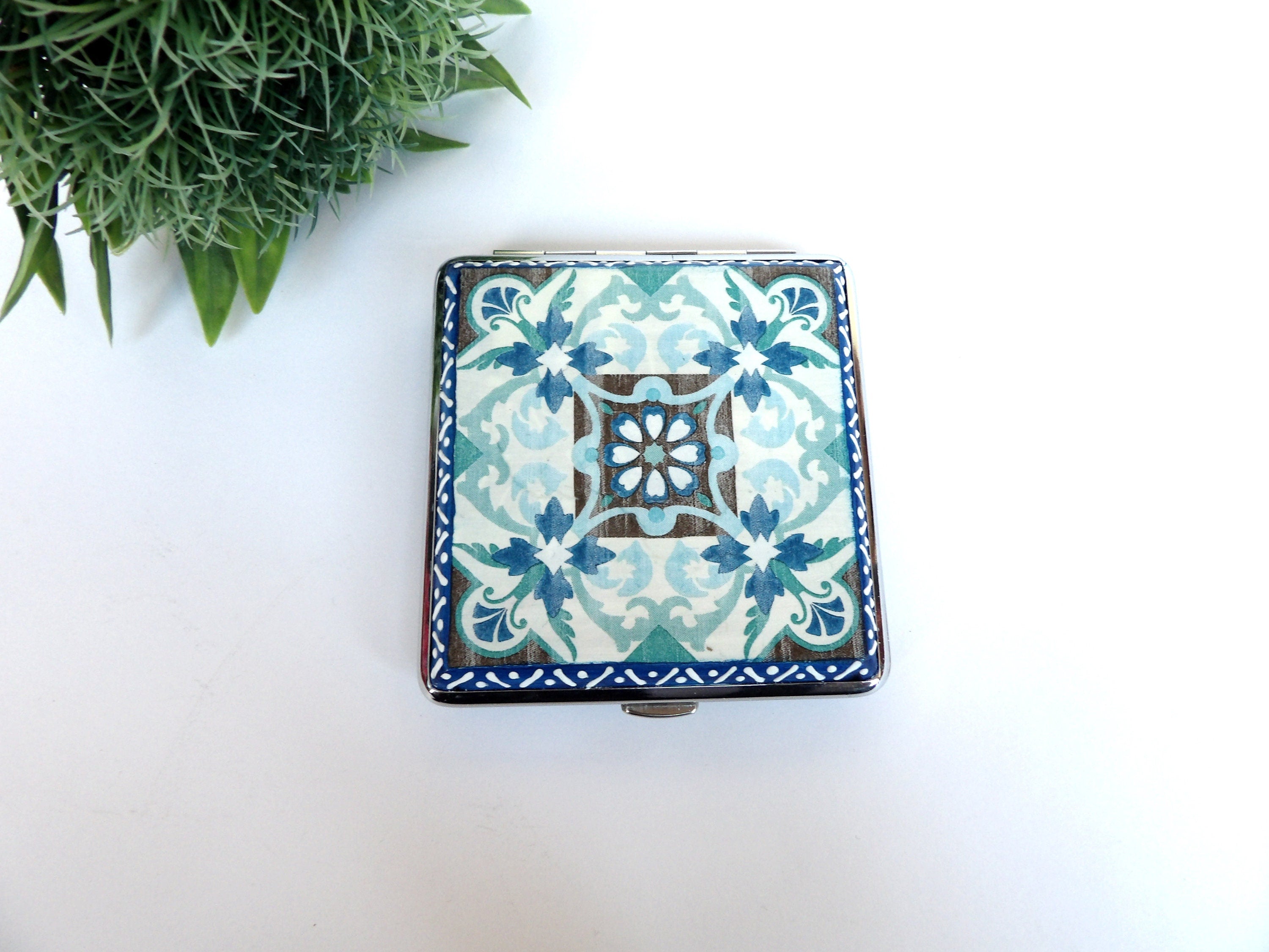 Blue Tiles Cigarrette Case, Regular Size Cigarrette Box, Smoking Accessory, Women Business Card Case, Cigarrette Wallet, Backpack Purse