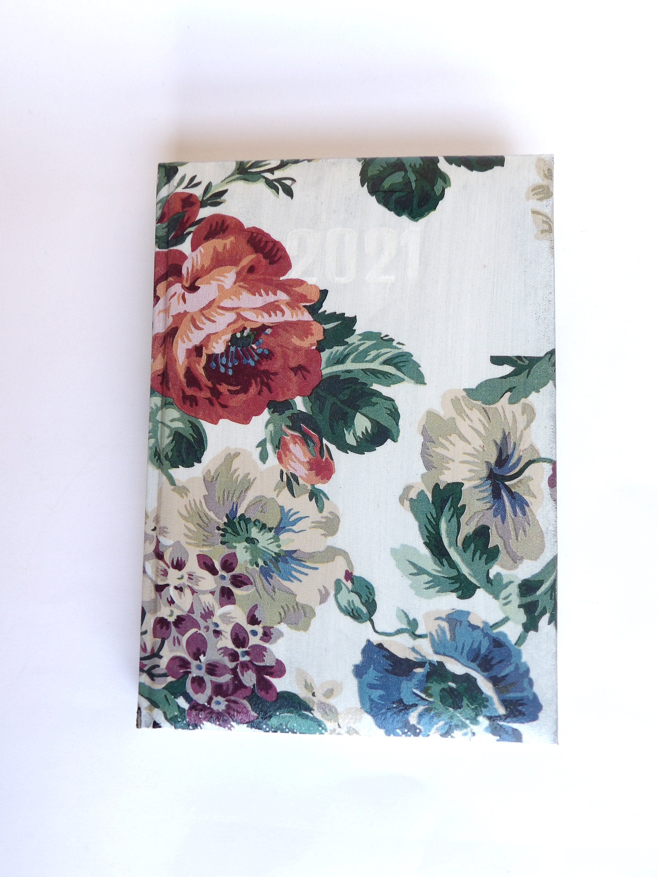 Day a Page Diary 2026, A5 Hard Cover Planner, Journal, Appointment Book, Agenda Day Per Page, Floral Co-worker Gift, Multilingual Calendar