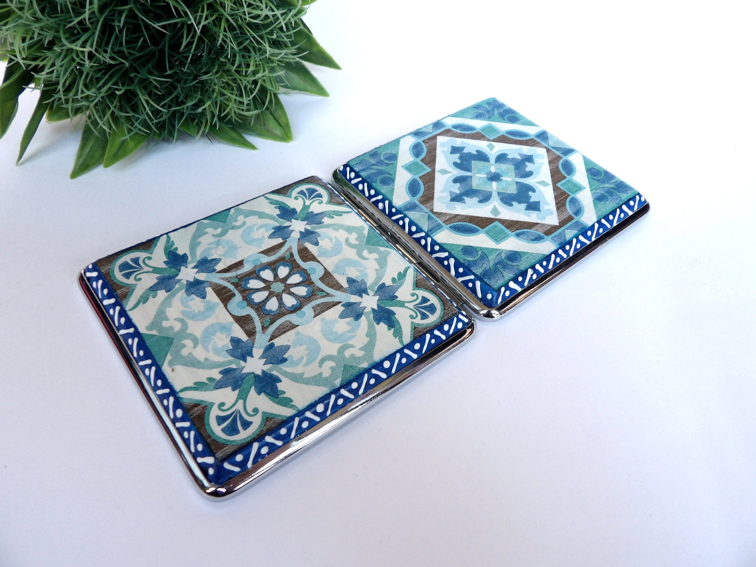 Blue Tiles Cigarrette Case, Regular Size Cigarrette Box, Smoking Accessory, Women Business Card Case, Cigarrette Wallet, Backpack Purse