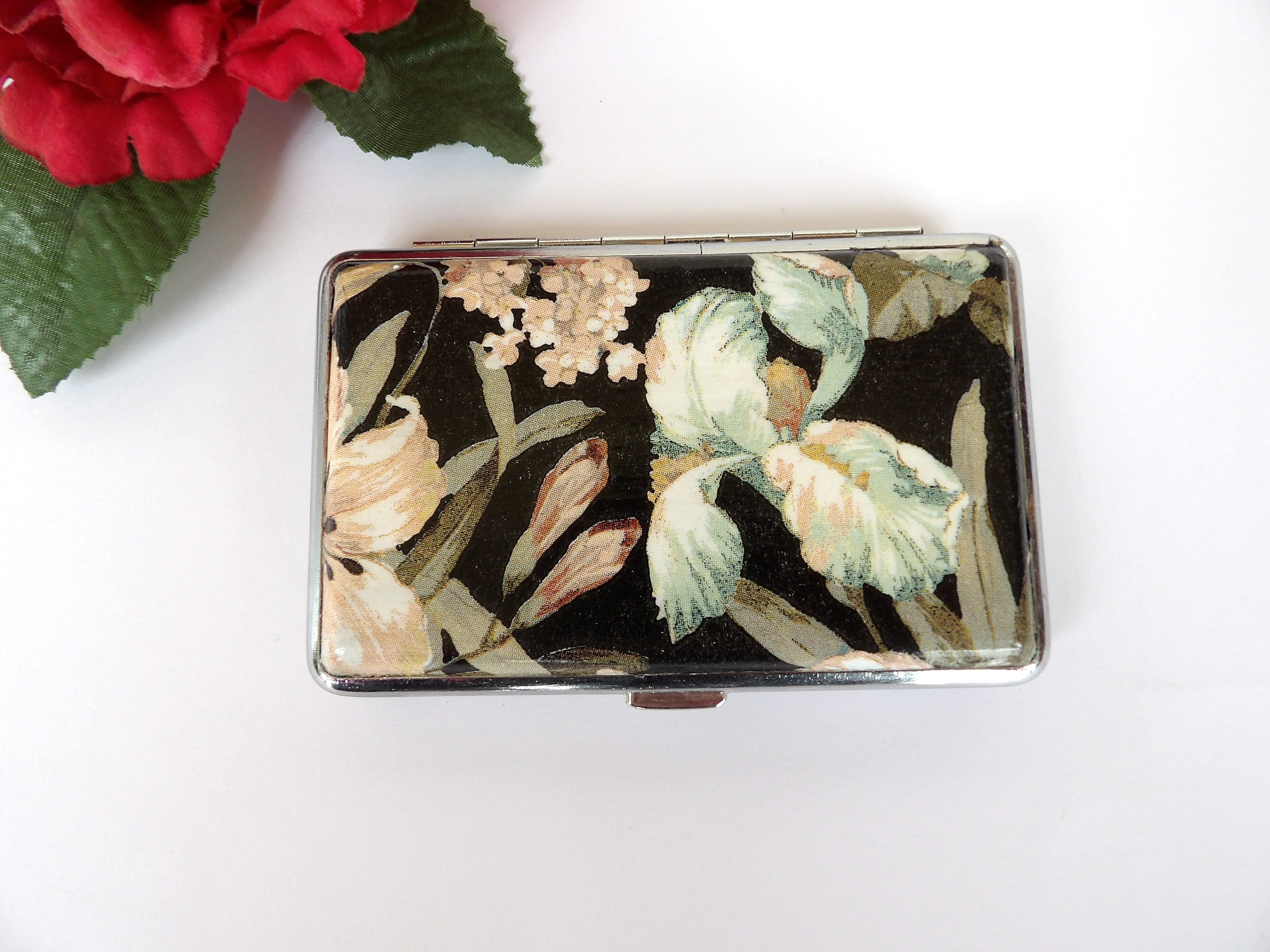 Slim 100's Cigarrette Case with Roses, Floral Box, Business Card Case, Gift for Smokers, Elegant Gift for Her, Credit Card Case, Bag Purse