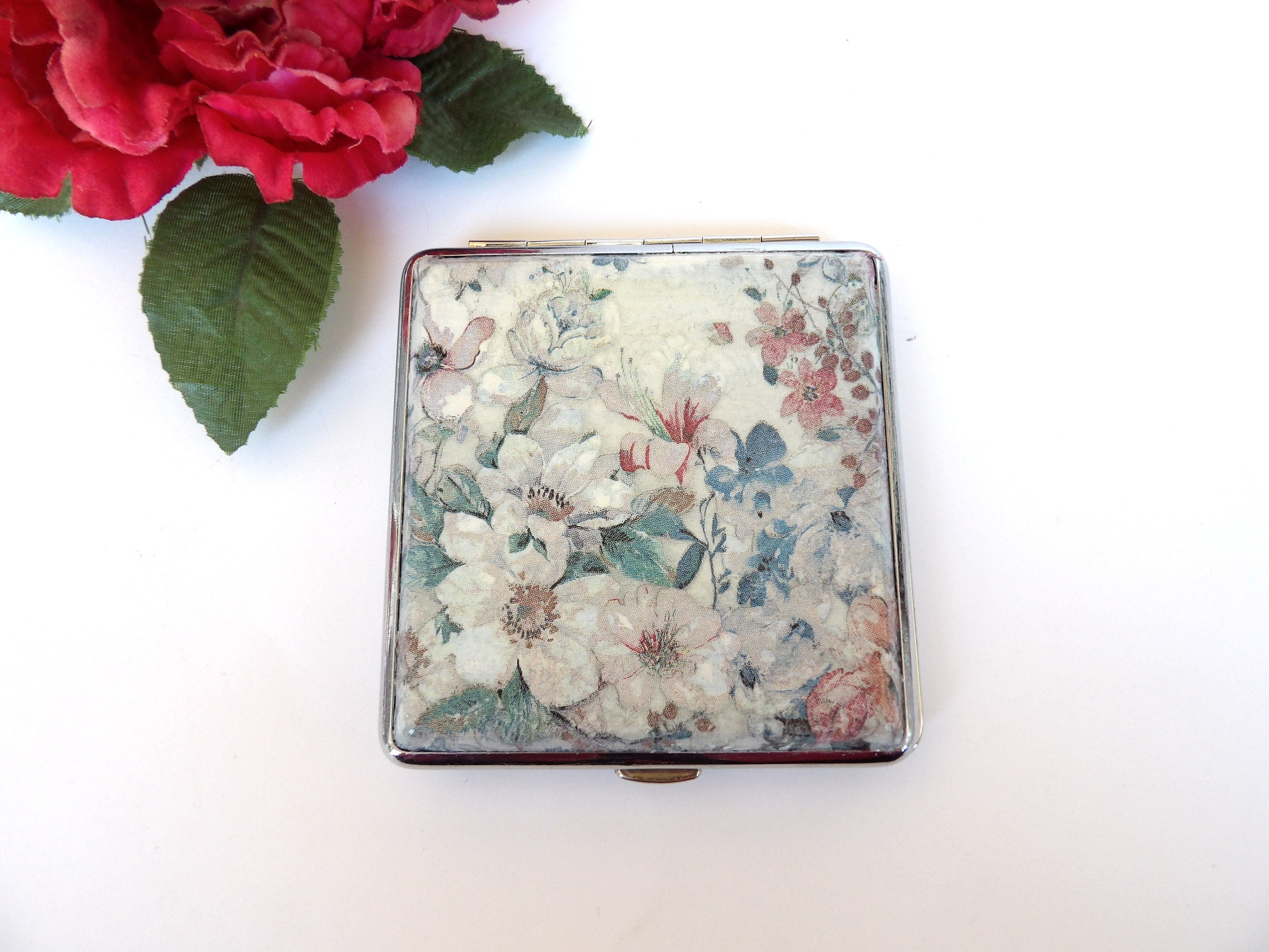 Floral Cigarette Case, ID Card Case, Business Card Case, Distresed Floral Case, Credit Card Wallet, Fashion Cigarrette Holder