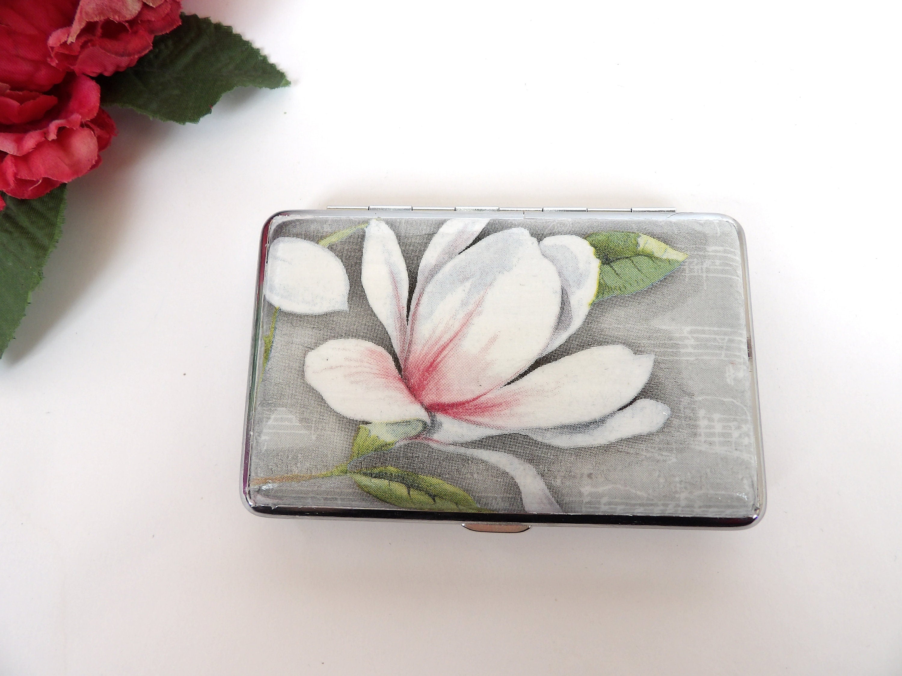 Magnolia Blossom Cigarrette Case, 100's slim Cigarette Box,  White Magnolia Pattern, Floral Woman Case, Business Card Case, Gift for wife