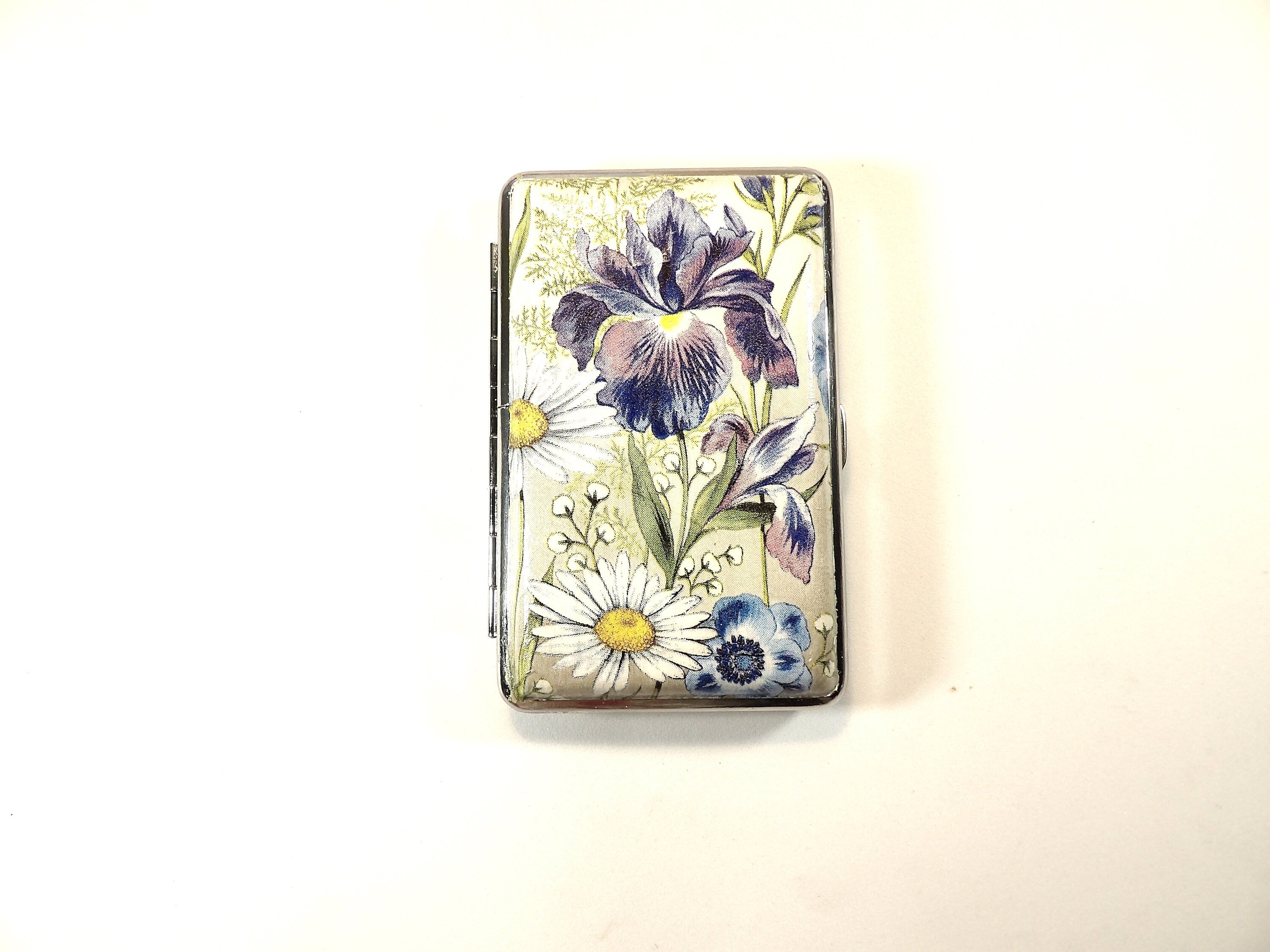 Blue Iris and daisy slim 100's Cigarrette Case, Business Card Case, Gift for Smokers, Elegant Gift for Her, Credit Card Case, Bag Purse