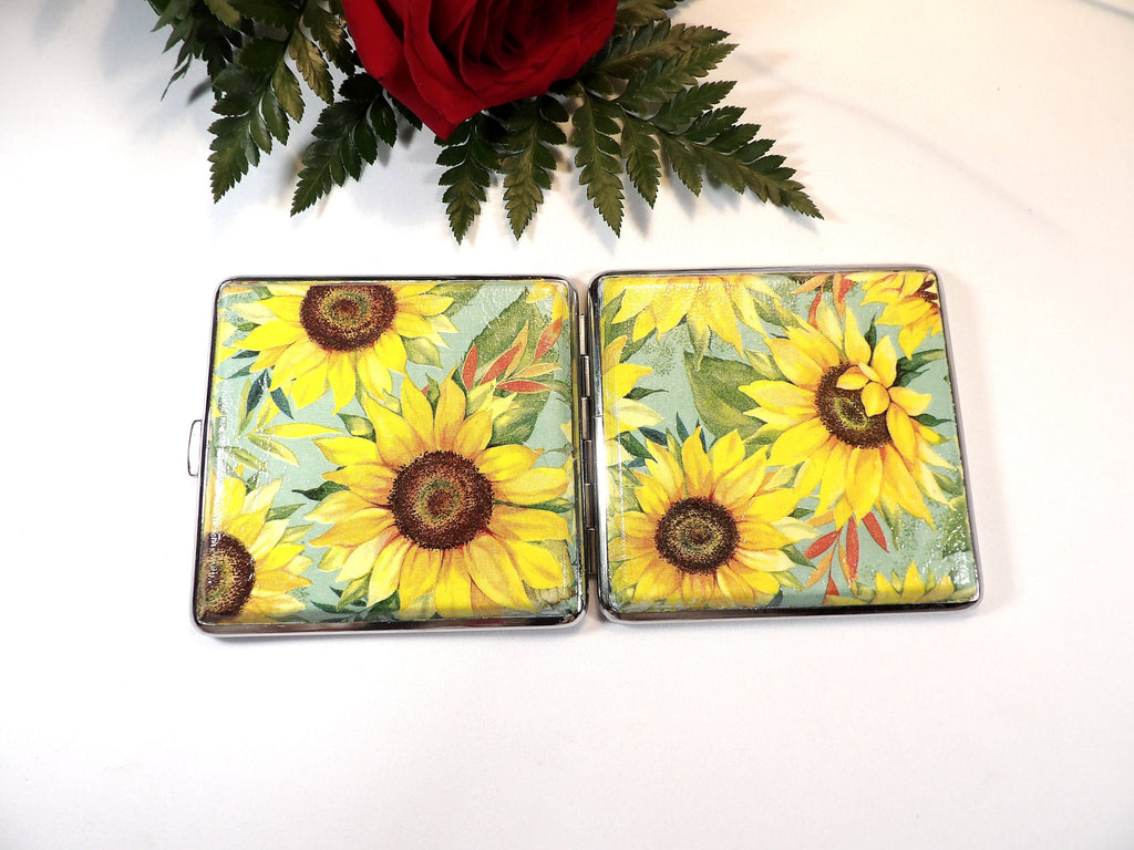 Sunflower Cigarette Case, Floral ID Card Case, Business Card Case, Distresed Floral Case, Credit Card Wallet, Fashion Cigarrette Holder