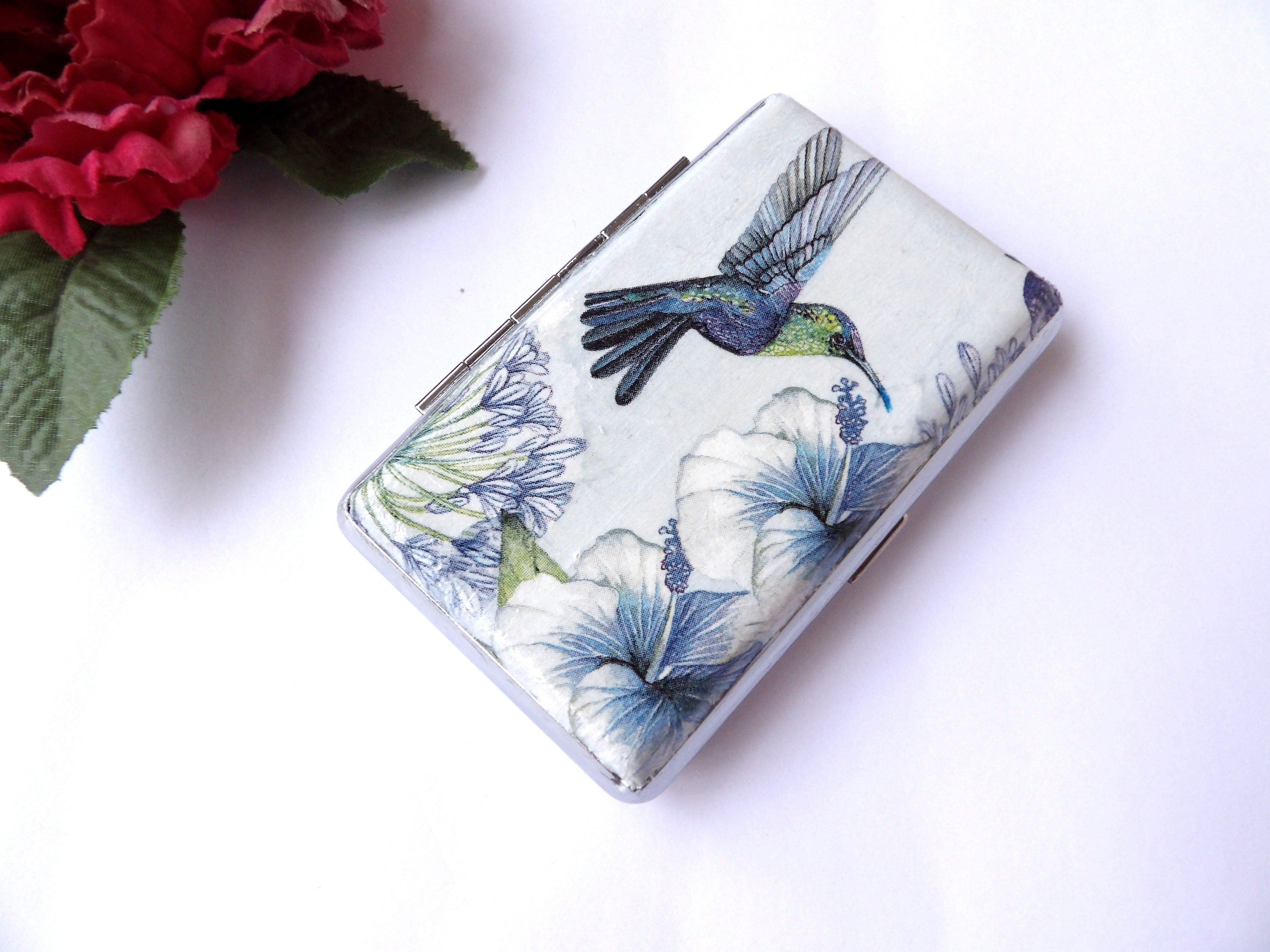 Cigarrette case with Hummingbird, 100s slim cigarette box, Blue White pattern, floral pattern, business card case, elegant gift for her