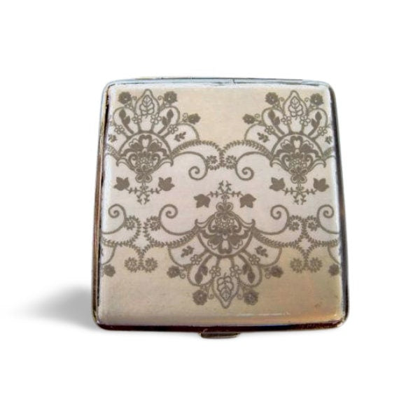 Elegant Cigarette Case with Lace, Cigarette box, Bag Purse, Perfect Gift for Smokers - Backpack Purse and Credit Card, Woman Case for bag