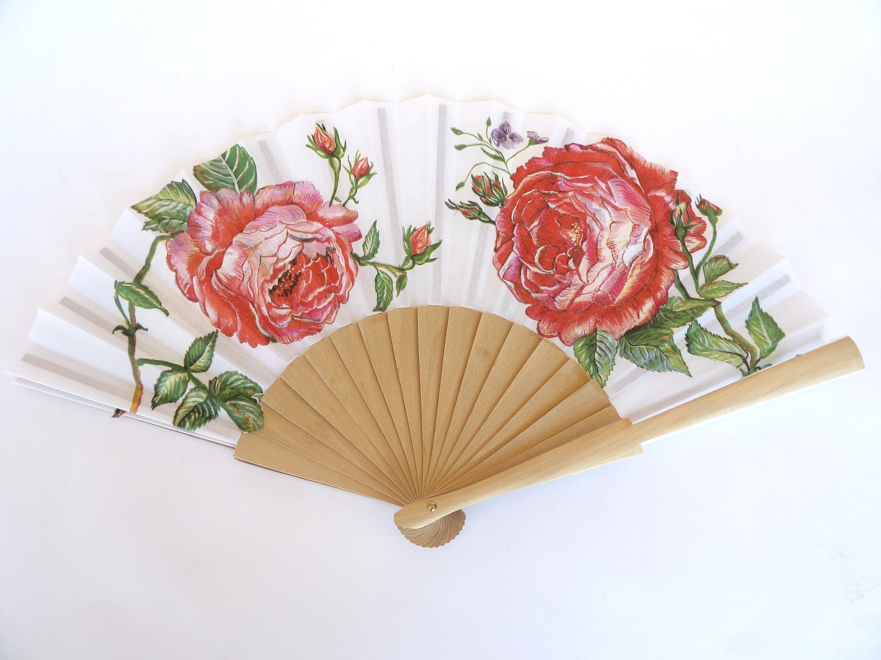 Hand Fan with Red Roses, Wedding Accessory, Bride Gift, Spanish Hand Fan, Woman Holding Hand Fan, Summer Garden Party, Scallop Handheld fan