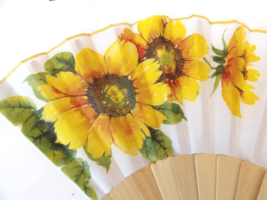Sunflowers Hand Fan, Floral Folding Fan, Wedding Hand Fan, Scllop Handheld fan, Bride Hand Fan, Summer Accessory, Gift for Her