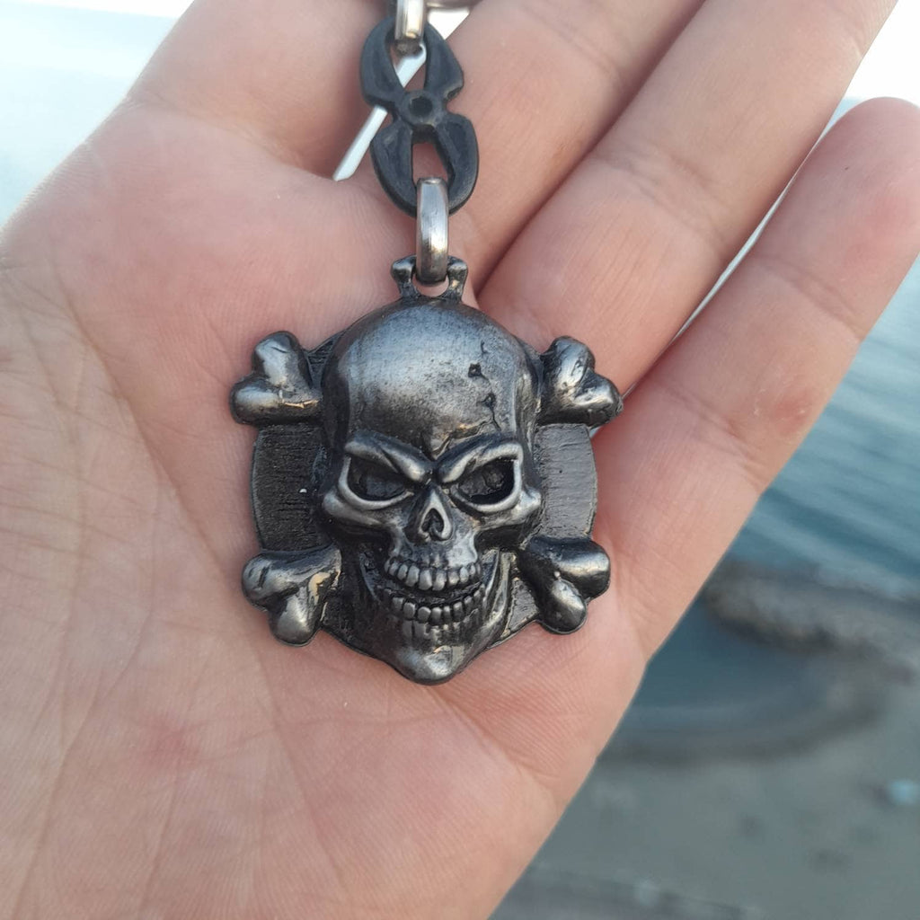 Skull keyring, bones keychain, skull charm, gothic keyring, halloween gift, 2D human skull pendant, rocker fans keyring, men gift