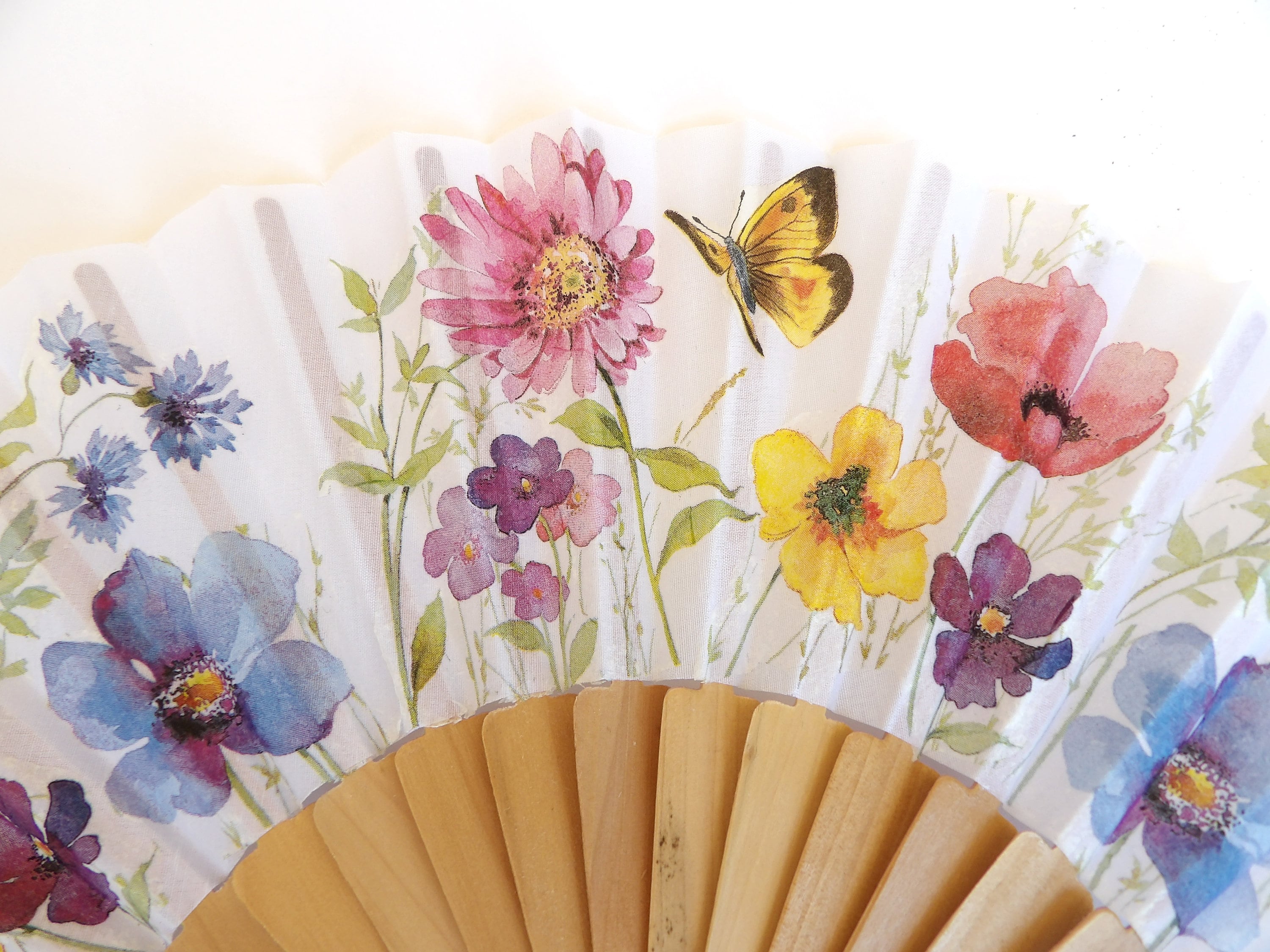 Wild flowers Hand Fan, Floral Holding Fan, Evening or Wedding Dress Accessory, Spanish Hand Fan, gift for bride, gift for bride mom