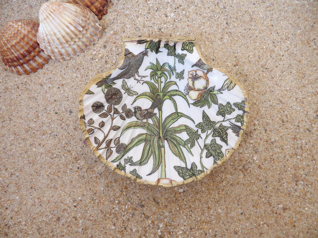 Scallop shell ring dish, soap dish, jewelry dish, large  shells dish, floral trinket dish, candy dish, bathroom decor with birds, botainical