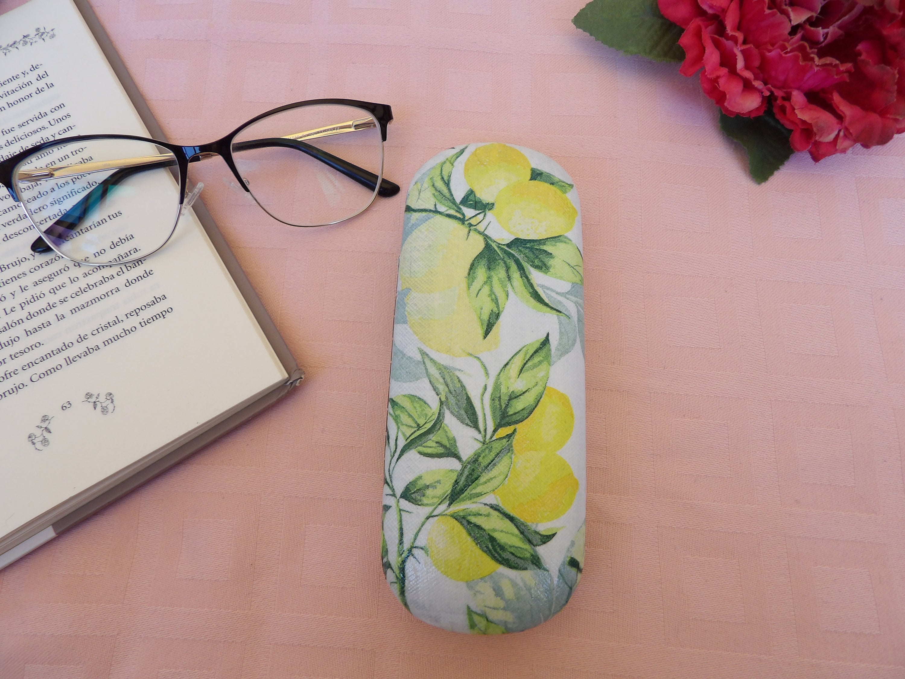 Lemon Hard Eyeglasses Case, Hardshell Case, Citrus Glasses Box, Reading glasses Holder, Spectacle case, sicilian lemons,  Bag and Purse Item