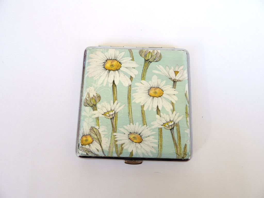 Daisies Cigarette Case, Butterfly ID Case, Business Card Case, Wild Flowers Case, Credit Card Wallet, Floral Cigarrette Holder, Clutch case
