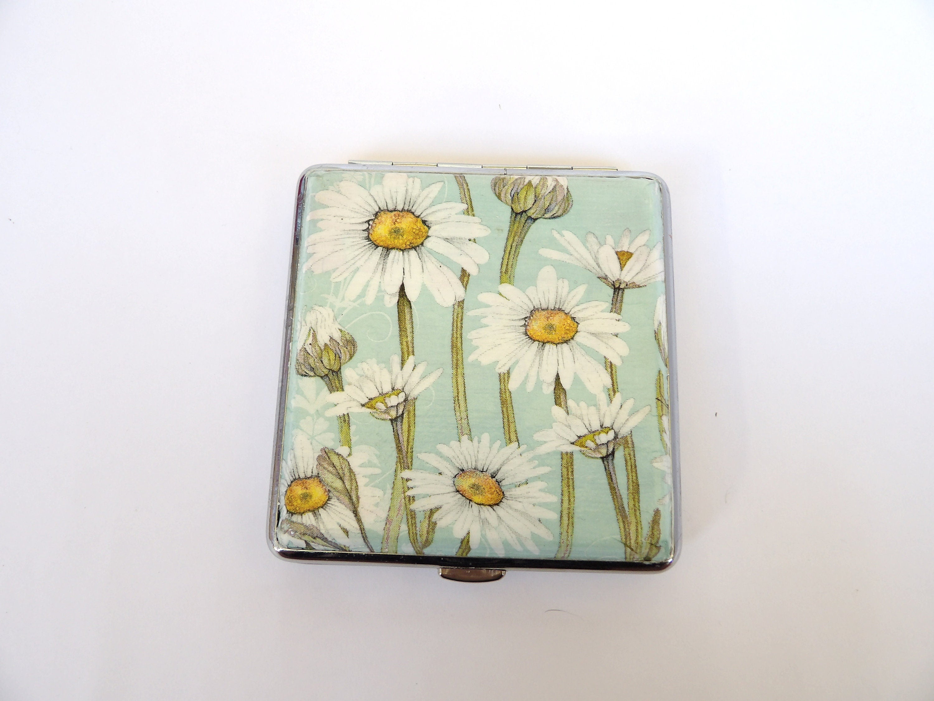Daisies Cigarette Case, Butterfly ID Case, Business Card Case, Wild Flowers Case, Credit Card Wallet, Floral Cigarrette Holder, Clutch case