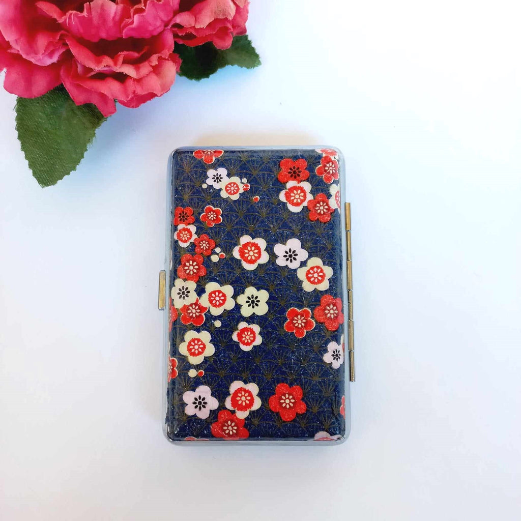 Crane bird  cigarrette case, 100's slim cigarette box, asiatic floral pattern, credit card case, business card case, elegant gift for her
