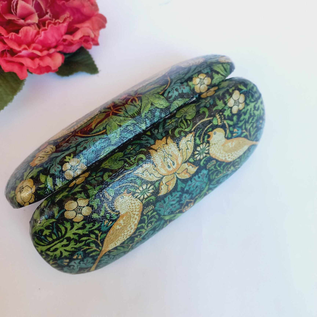 Strawberry Thief Eyeglass Case, Portable Hard Glasses Case, William Morris Eyeglass Protector, Adorable Eyeglasses Box,  Reading glasses
