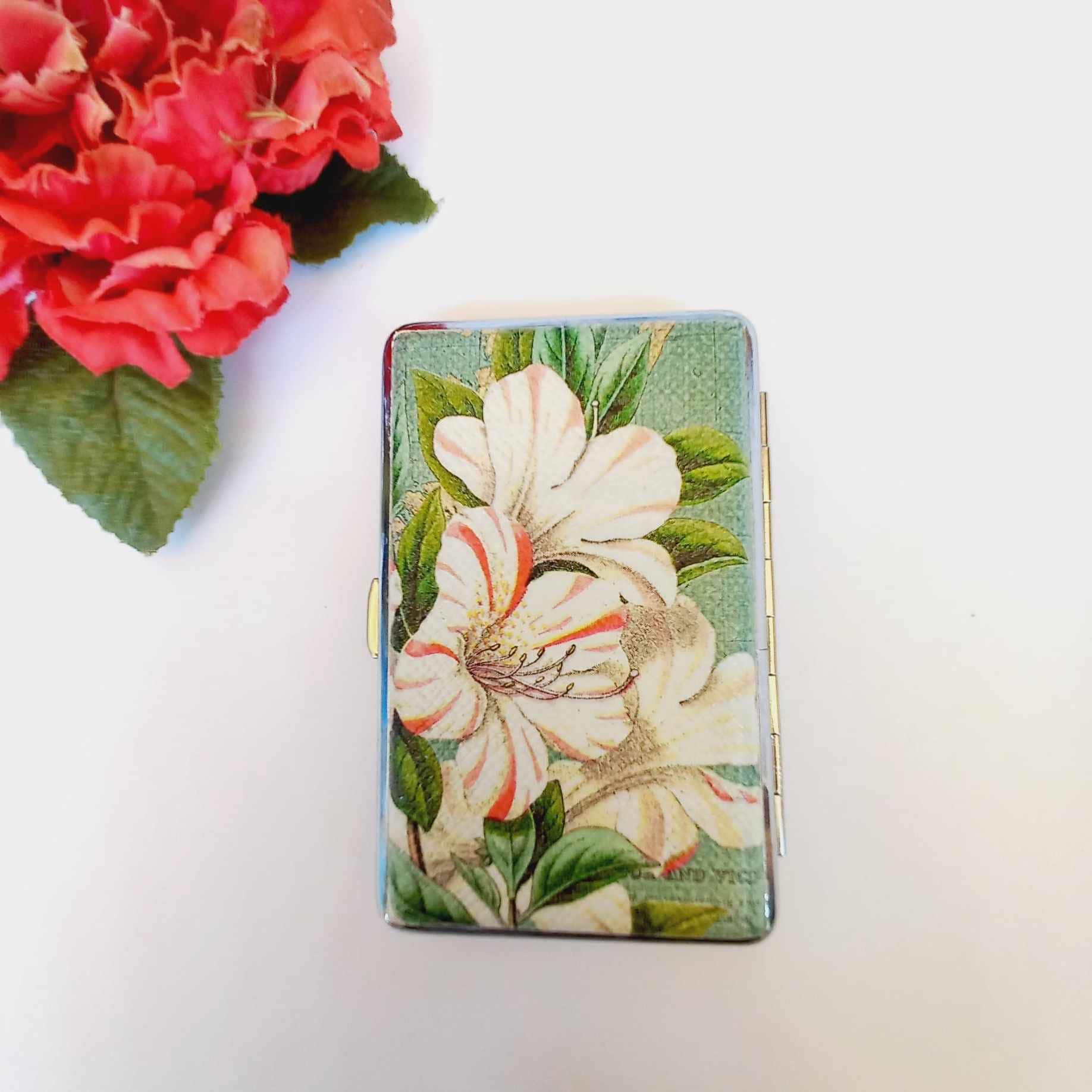 Cigarrette case with Hummingbird, 100's slim cigarette box, bird and floral pattern, business card case, elegant gift for her