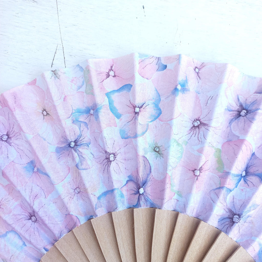Pink Hortensia Hand Fan, Floral Holding Fan, floral hand fan for woman, Spanish Hand Fan, gift for bride, summer wedding accessory