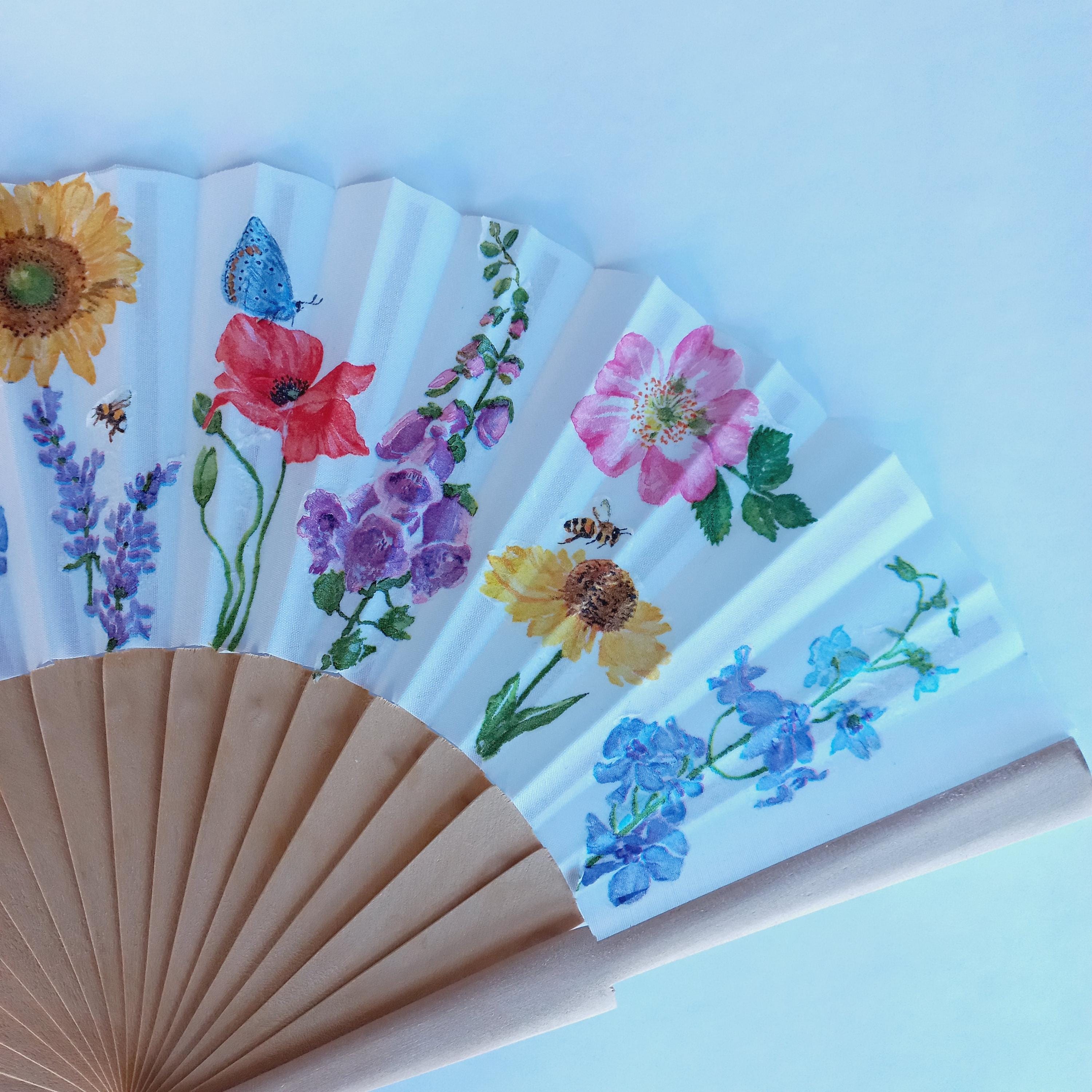 Wild flowers Hand Fan, Floral Holding Fan, Meadow flowers hand fan for woman, Spanish Hand Fan, gift for bride, summer wedding accessory