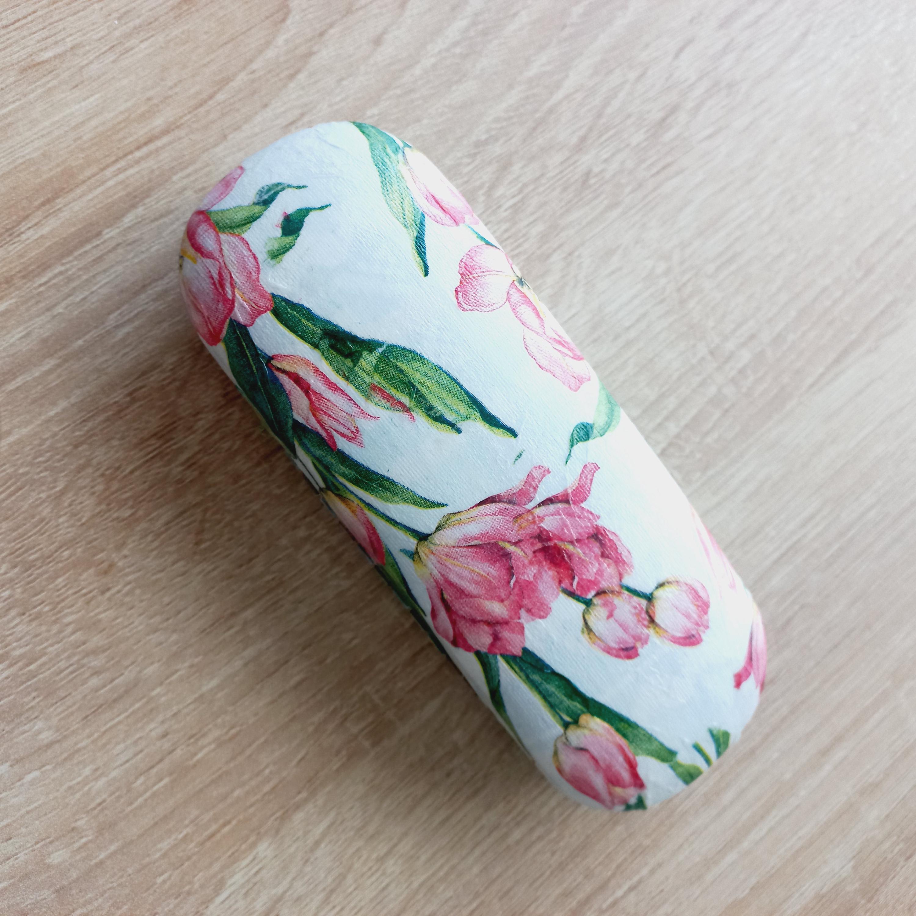 Tulips Eyeglass Case, Portable Hard Glasses Case, Floral Eyeglass Protector, Adorable Eyeglasses Box,  Reading glasses Case