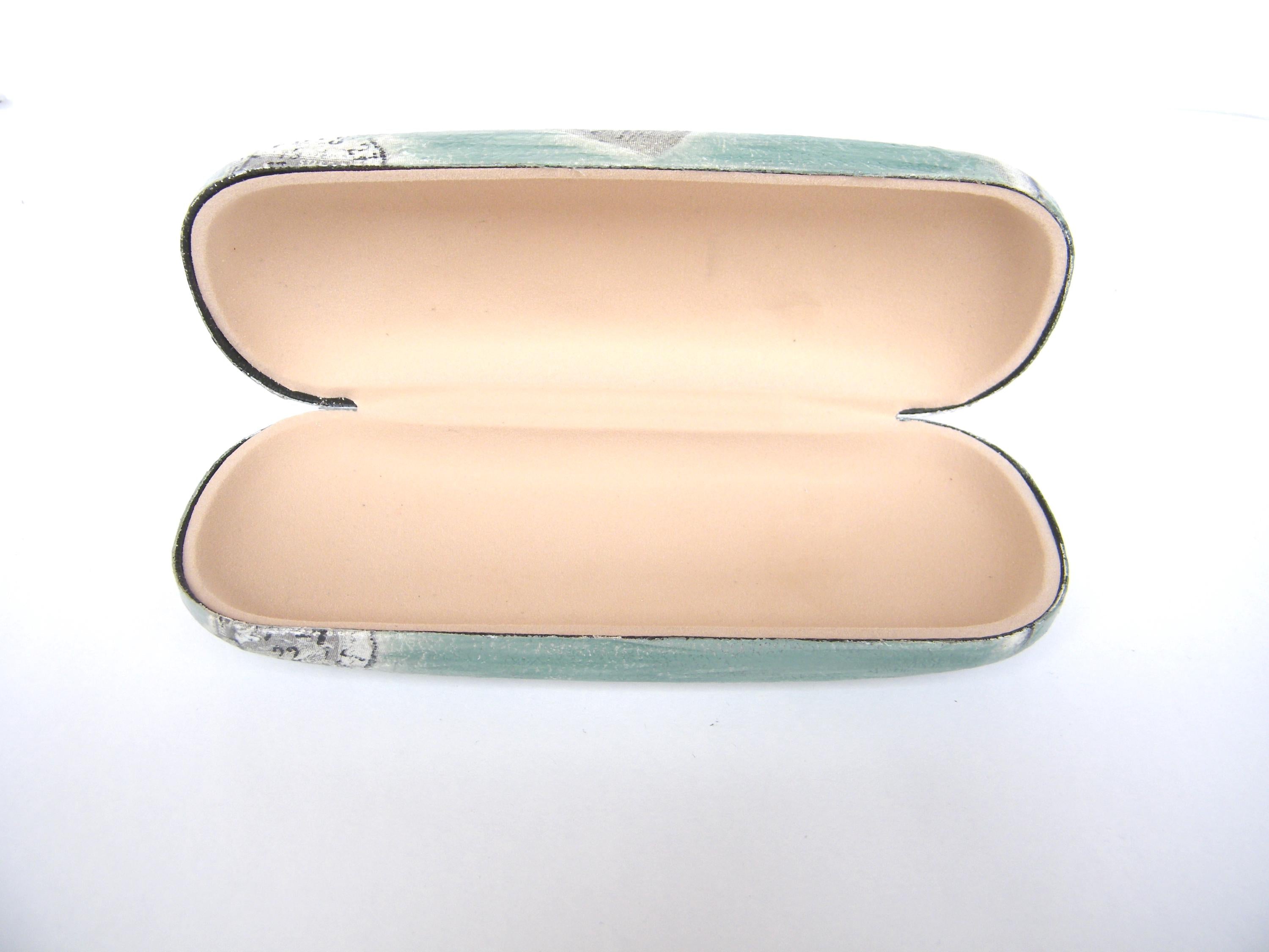 Hard Eyeglass Case, Portable Hard Glasses Case, Elegant Eyeglass Protector, Adorable Eyeglasses Box,  Reading glasses box, mediterranean