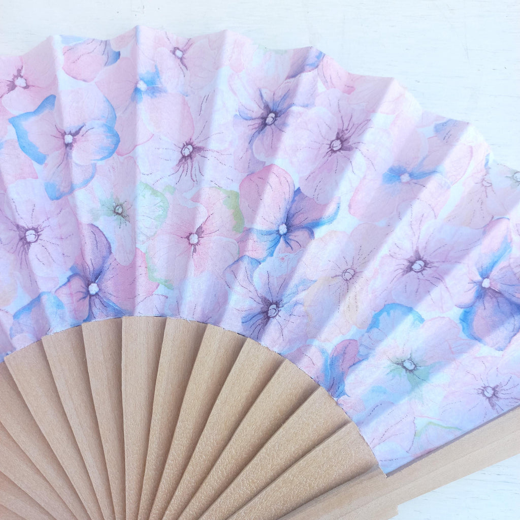 Pink Hortensia Hand Fan, Floral Holding Fan, floral hand fan for woman, Spanish Hand Fan, gift for bride, summer wedding accessory