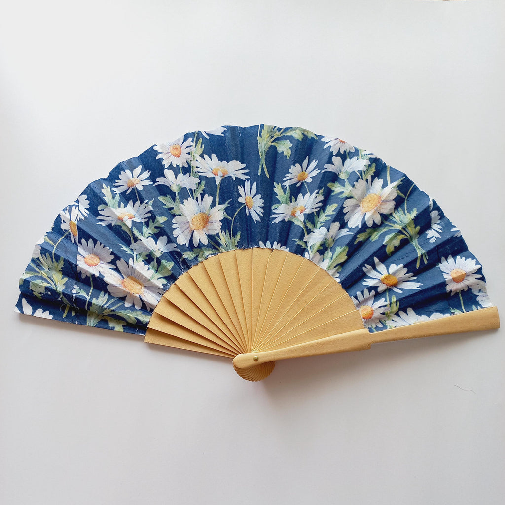 Daisy flowers Hand Fan, Floral Holding Fan, Meadow flowers hand fan for woman, Spanish Hand Fan, gift for bride, summer wedding accessory