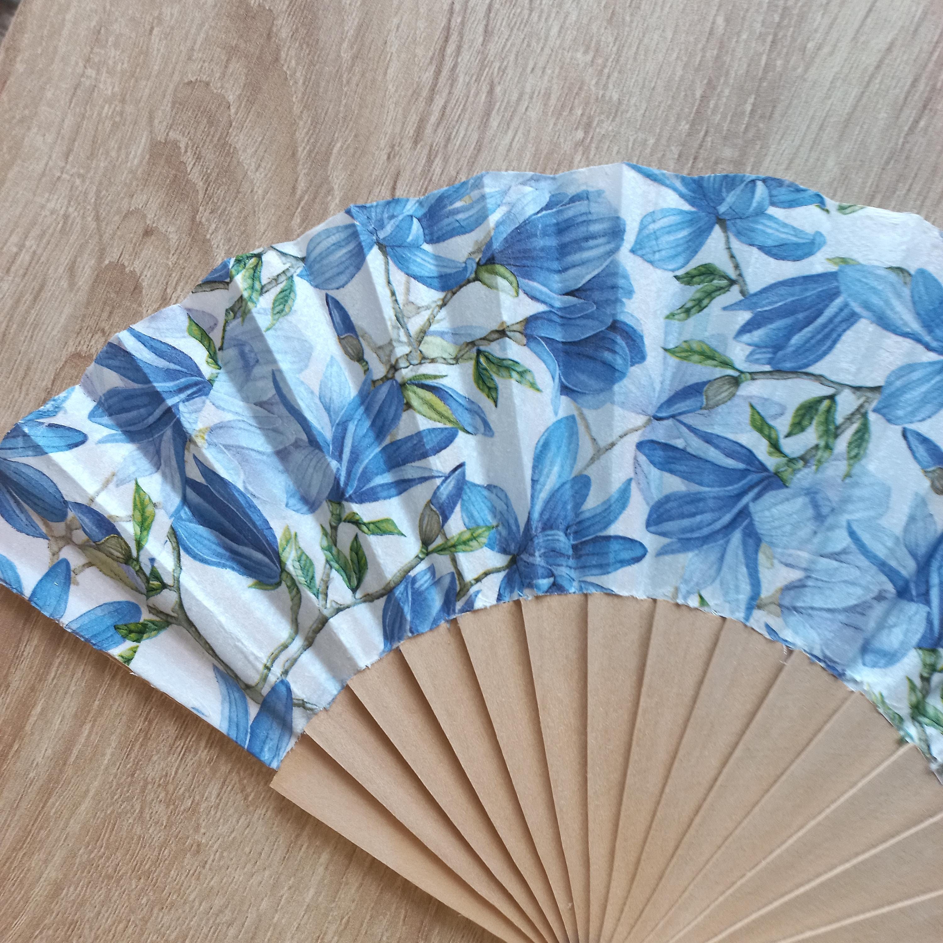 Magnolia Hand Fan, Floral Holding Fan, Wedding Gift, Bride Accessory, Symbol of Dignity & Perseverance, Gift for Plant lovers, Botanical Fan