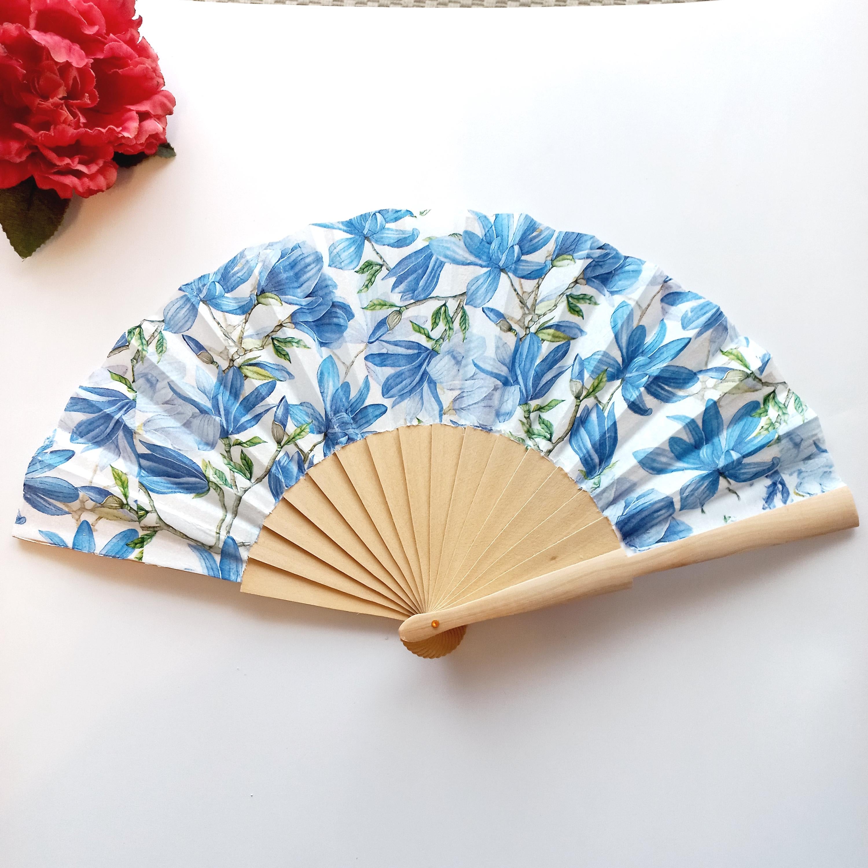 Magnolia Hand Fan, Floral Holding Fan, Wedding Gift, Bride Accessory, Symbol of Dignity & Perseverance, Gift for Plant lovers, Botanical Fan