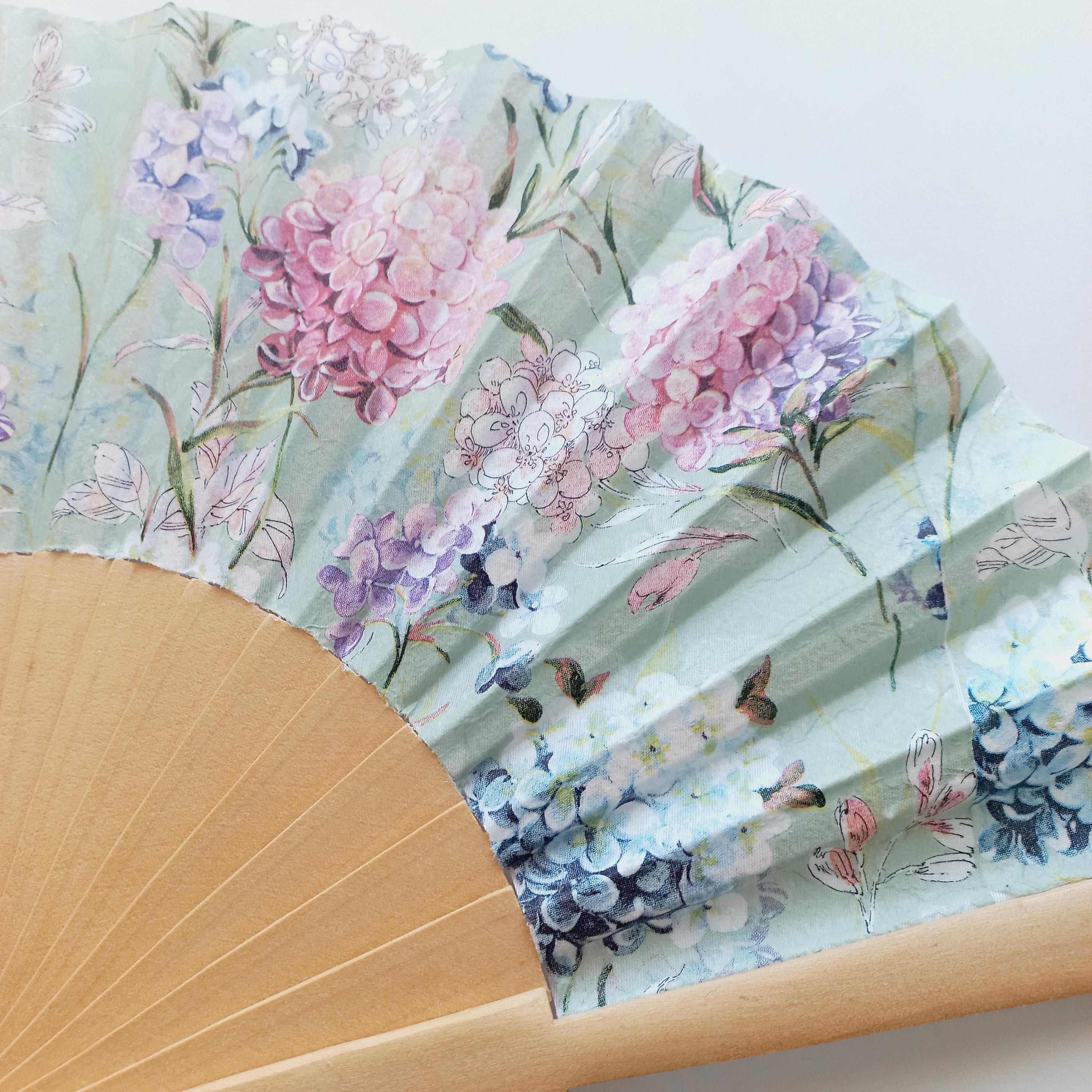 Hand Fan with Pink and Blue Hydrangeas | Floral Folding Fan | Elegant Summer Accessory | Wedding or Garden Party Gift, Bride Hand fan
