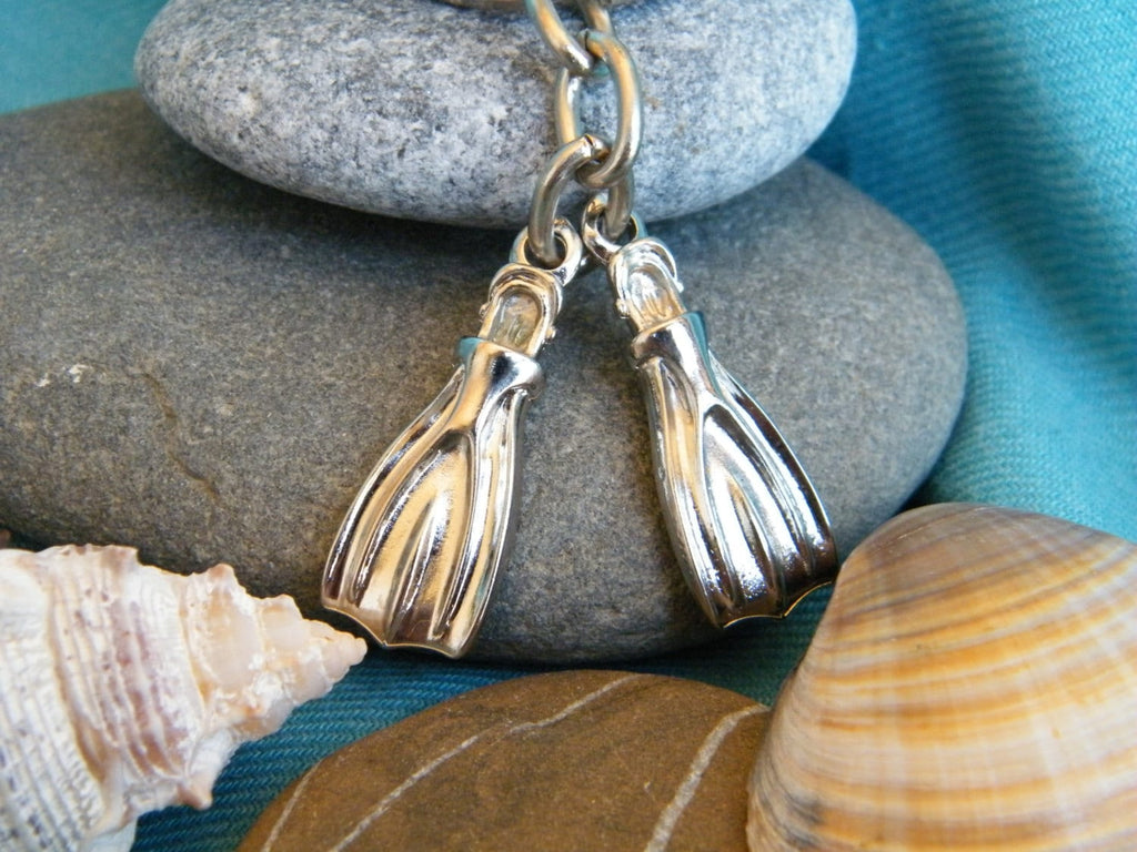 Scuba diving flippers keyring, diving keychain, swimmers gift, swim team, diving sports Charm, diver fins, gift for diving lovers